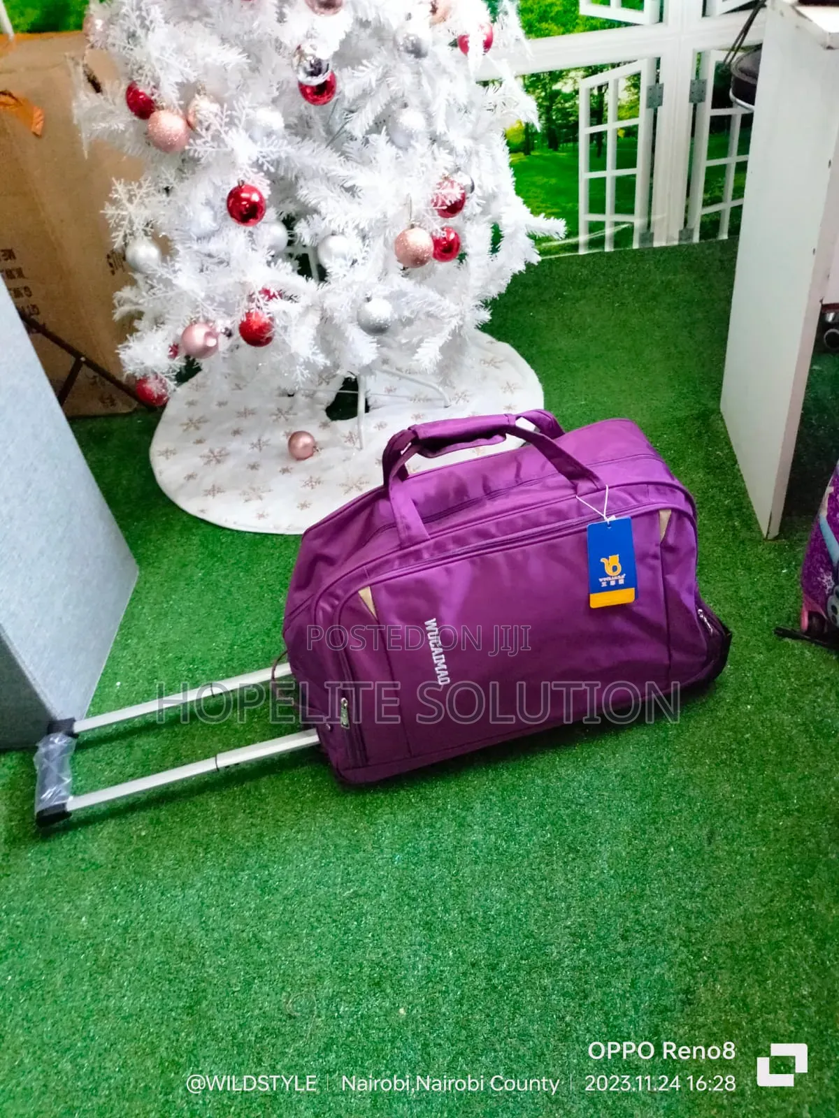 Rolling Suitcase Traveling Bag