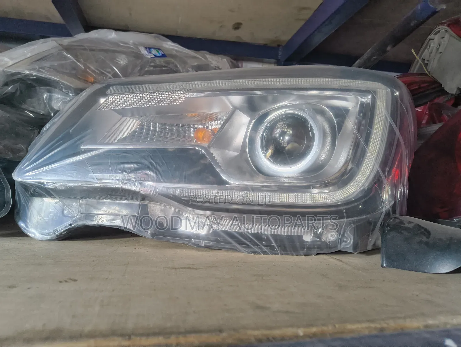 Subaru Forester Headlight 8v