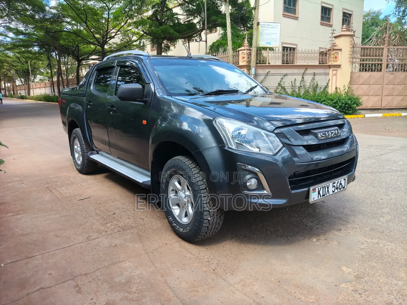 Isuzu D-MAX 2022 Gray