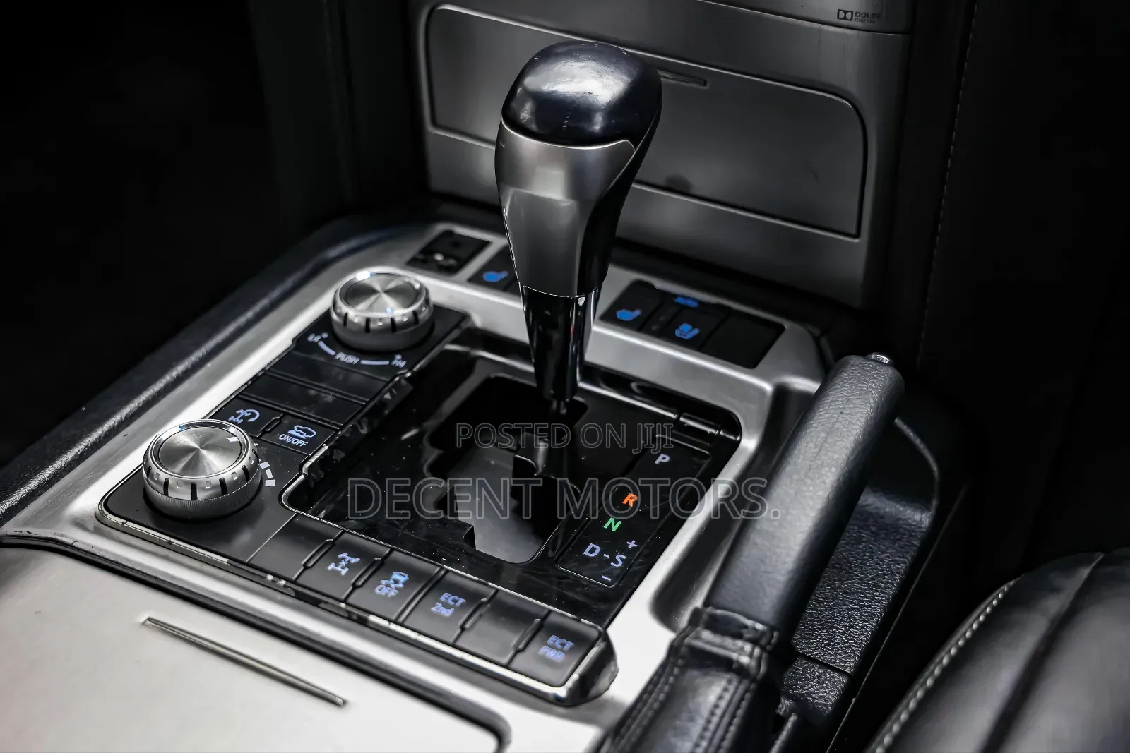 Toyota Land Cruiser 4.5 V8 TD 2018 White