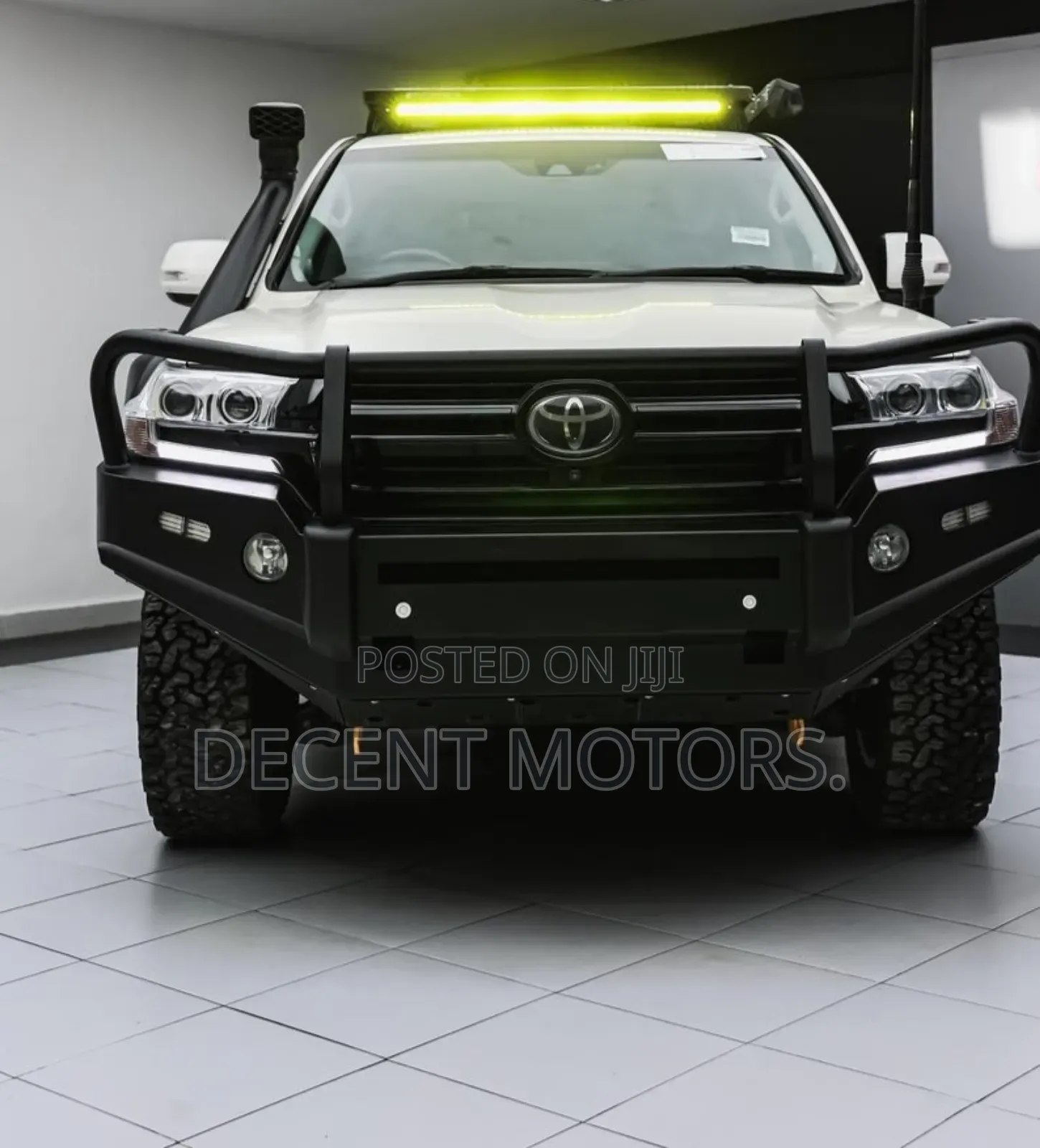 Toyota Land Cruiser 4.5 V8 TD 2018 White