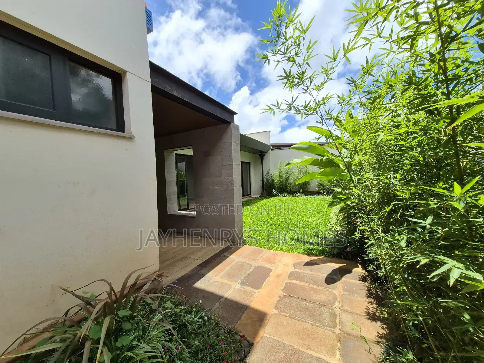 3bdrm House in Ineza Estate, Thindigua/Kasarini for rent