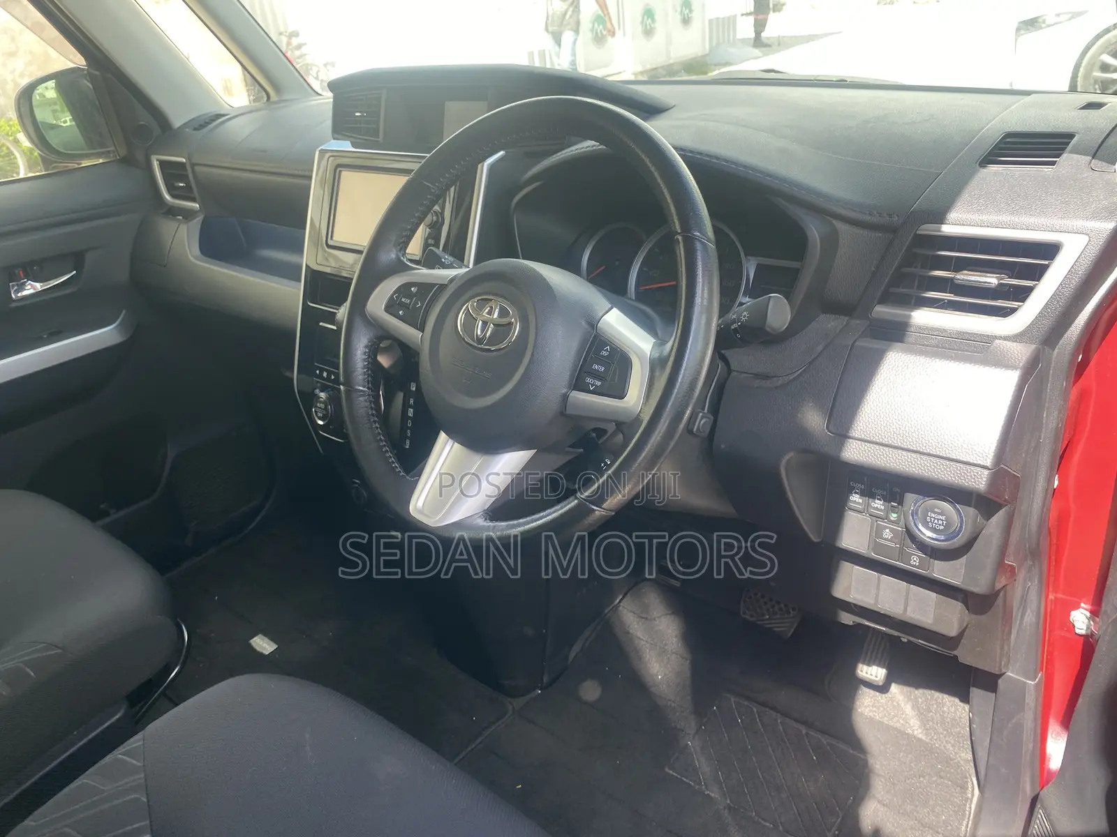 Toyota Roomy 2019 Burgundy