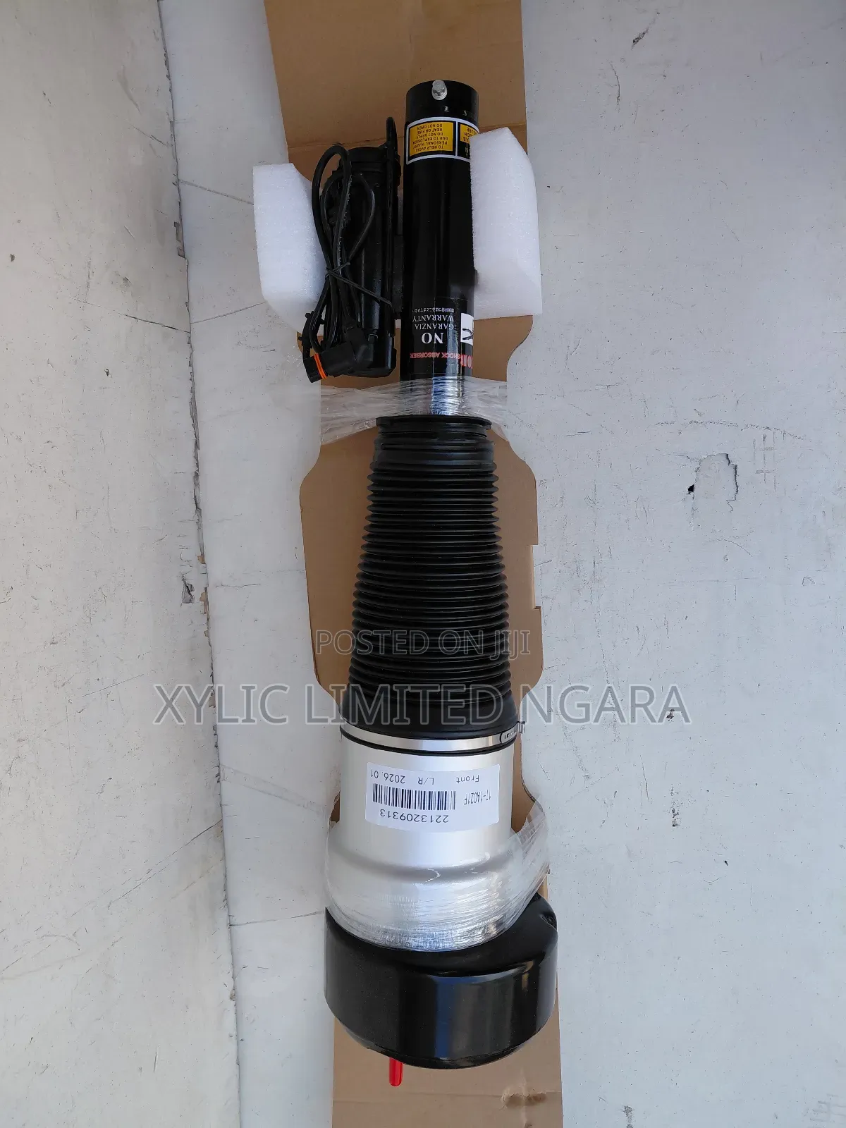 Mercedes W221 Front Air Suspension Shock Absorbers