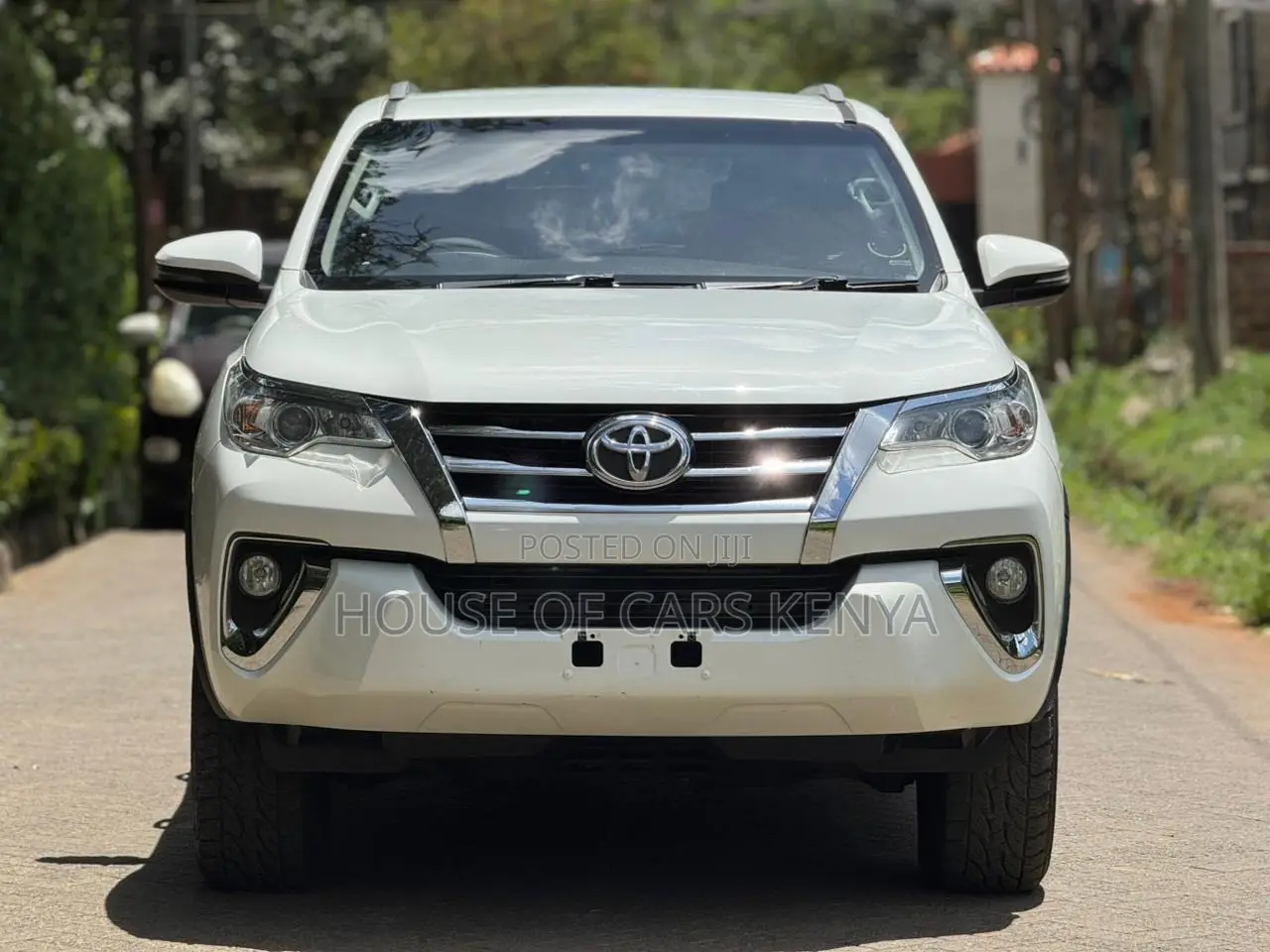 Toyota Fortuner 2019 White