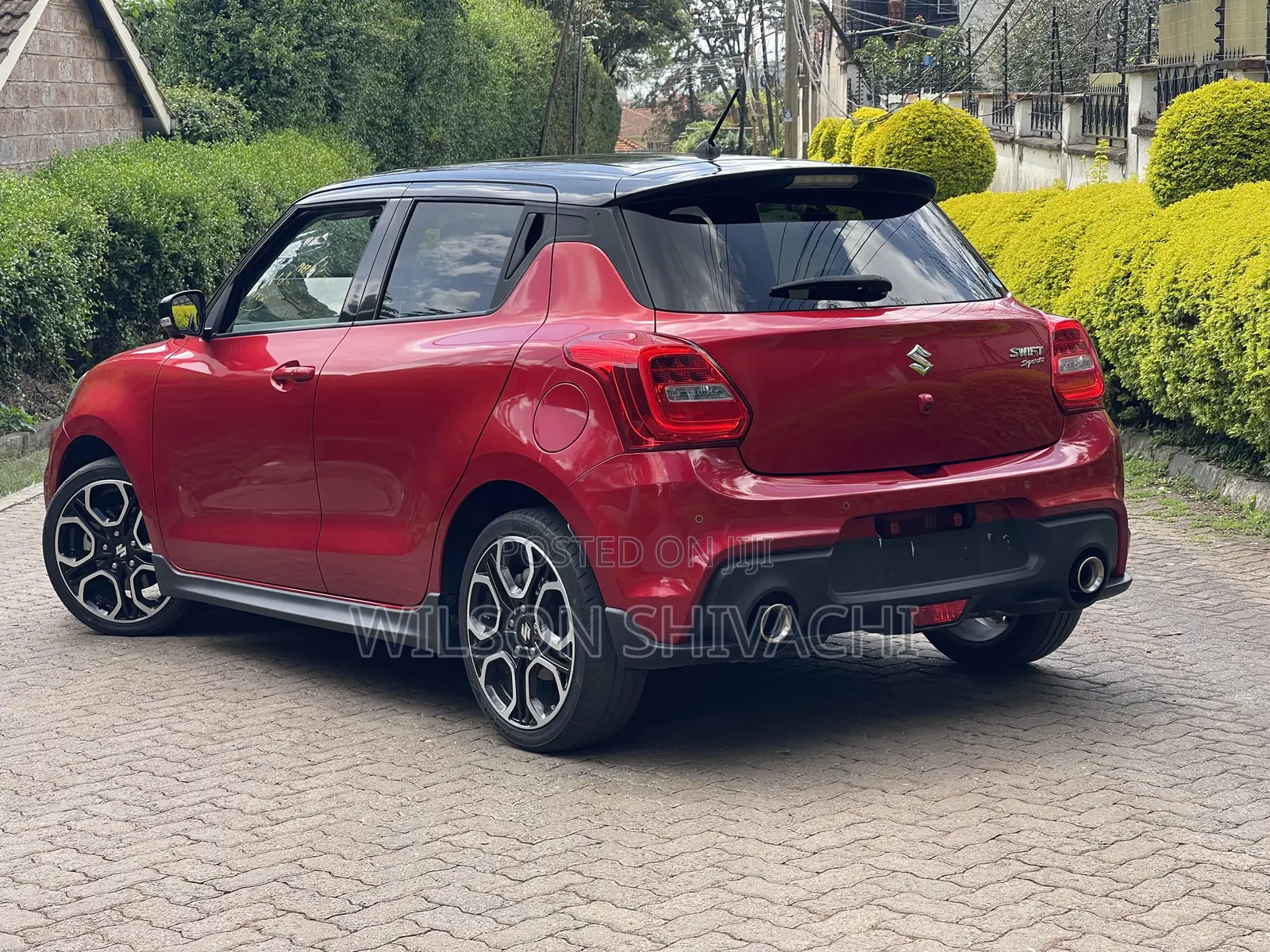 Suzuki Swift 2021 Red