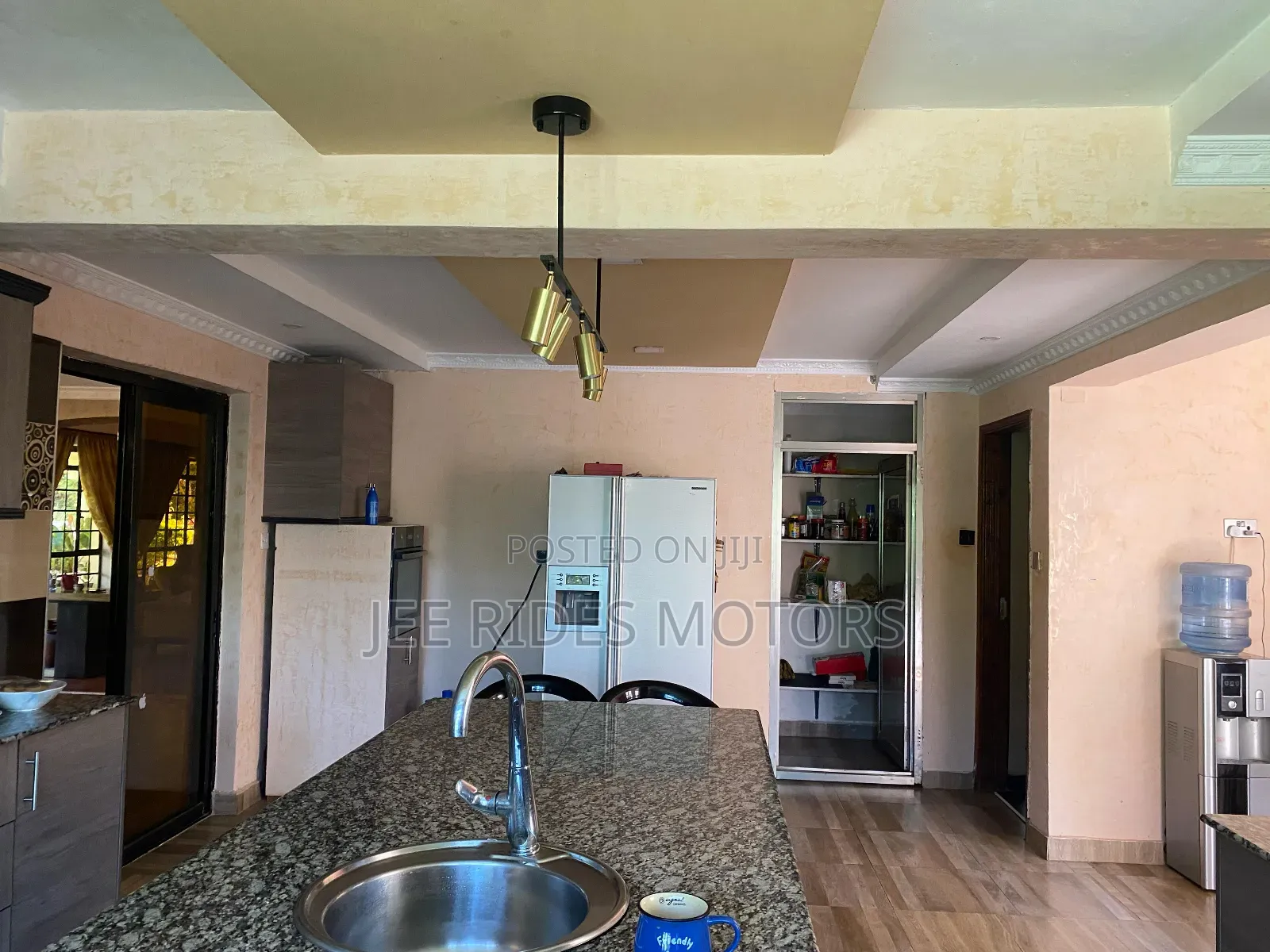 Furnished 8bdrm Maisonette in Karen, Nairobi Central for sale