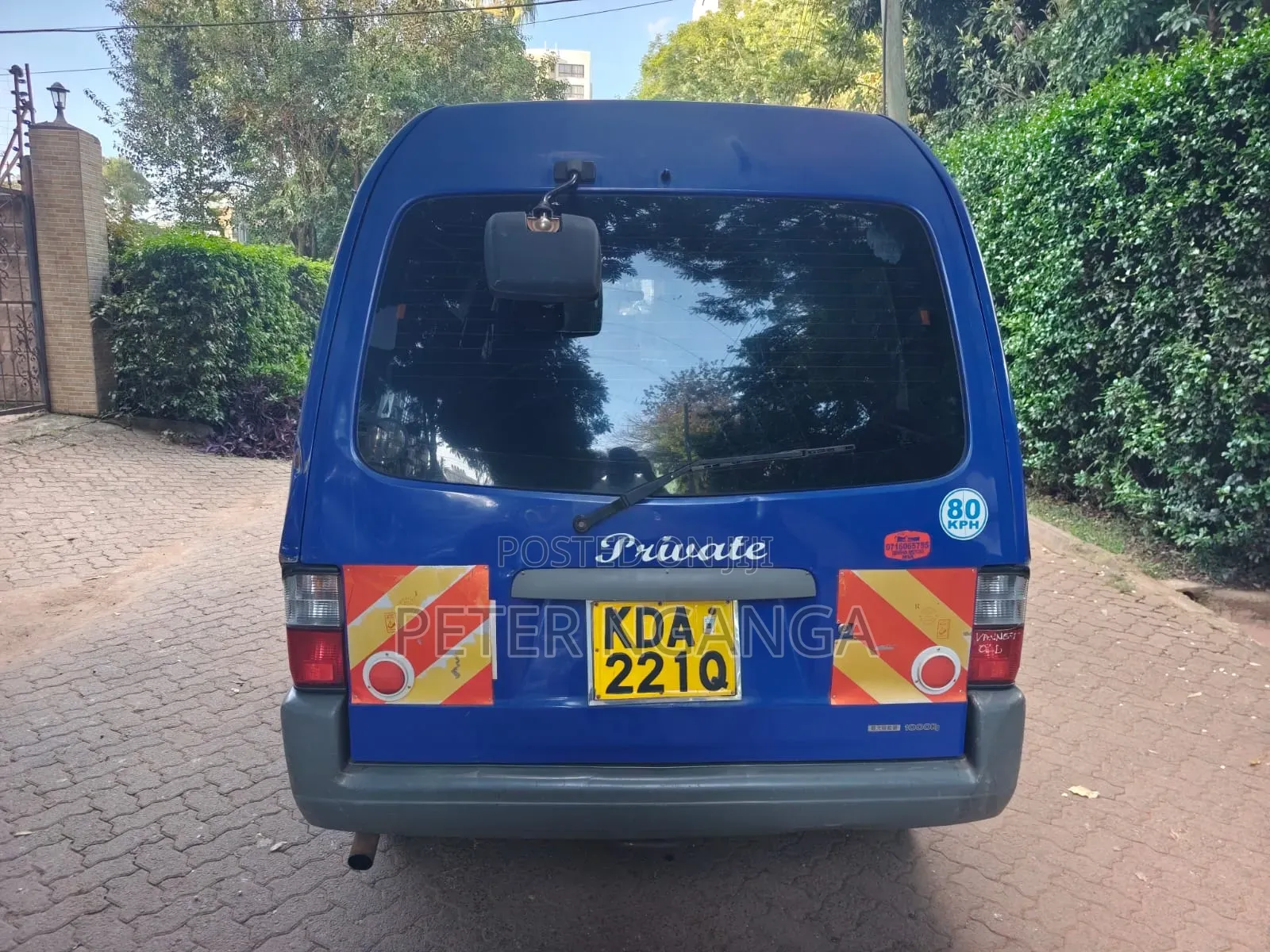 Mazda Bongo 2013 Blue