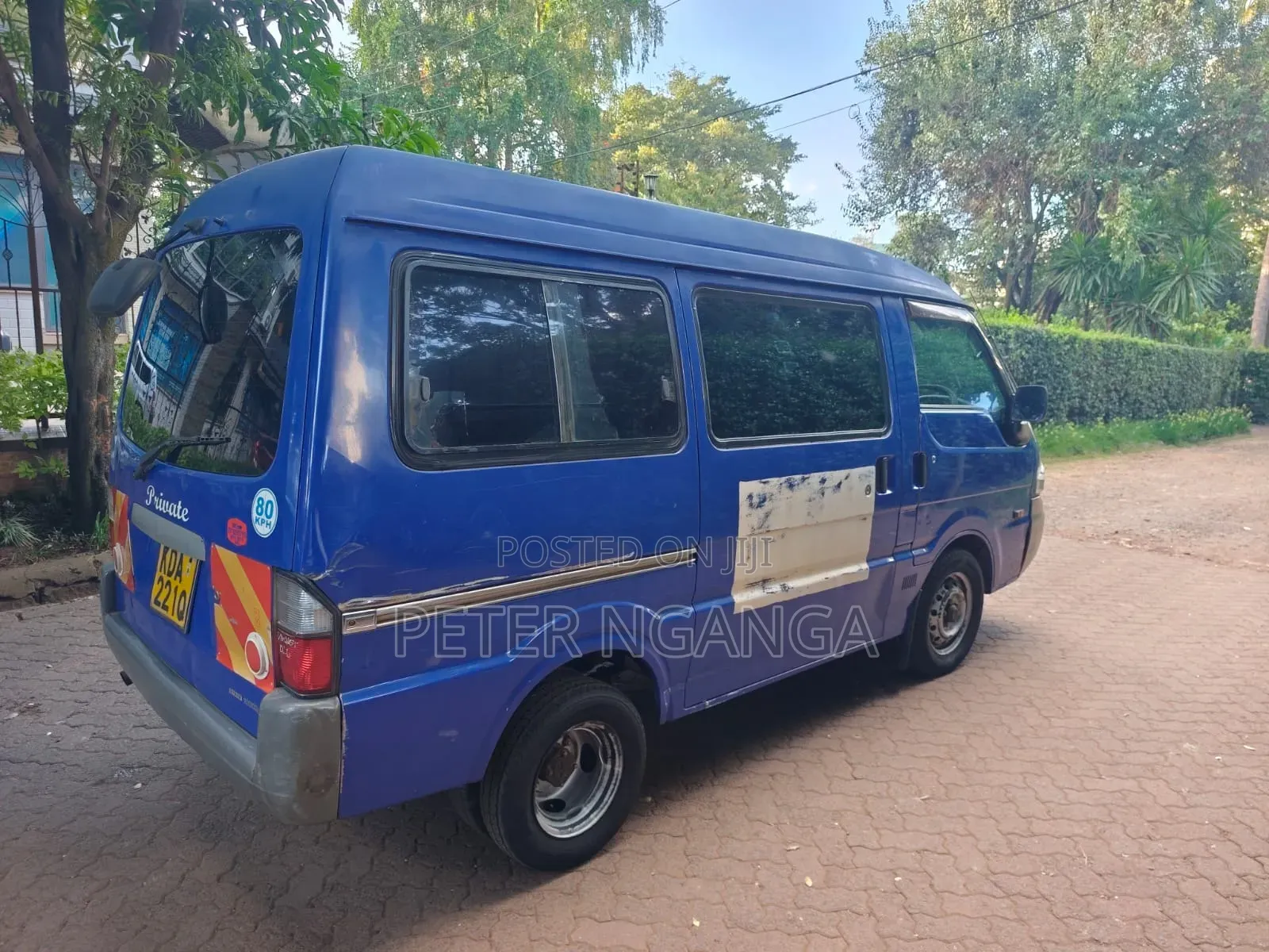 Mazda Bongo 2013 Blue