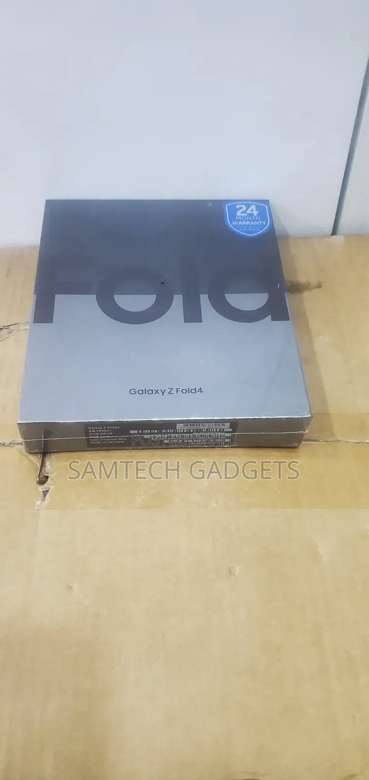 New Samsung Galaxy Z Fold4 256 GB Blue