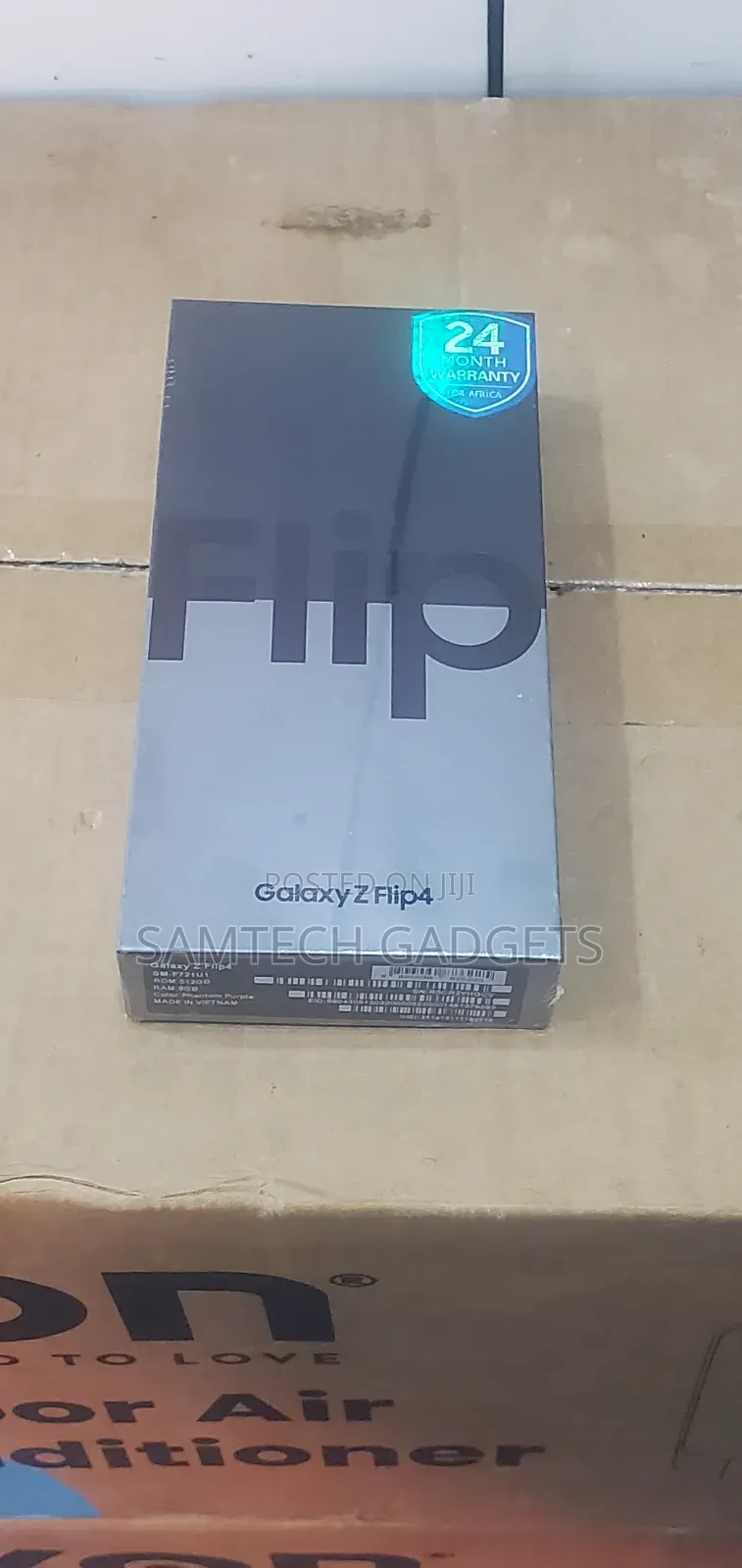 New Samsung Galaxy Z Flip4 256 GB Black