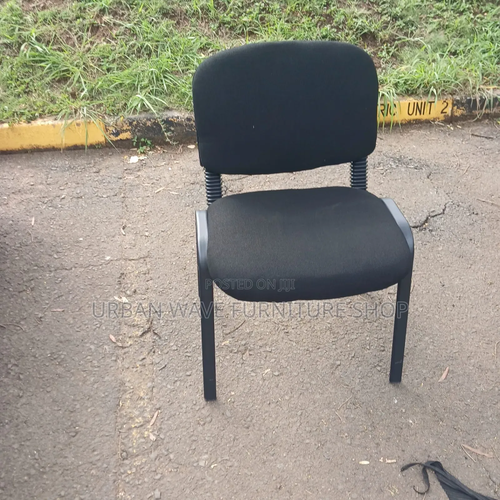Tosker Visitors Chair