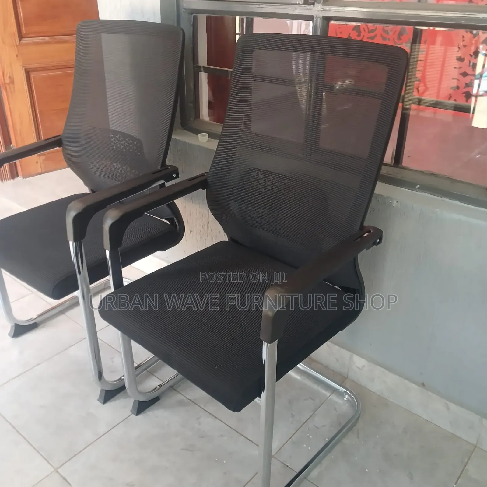 Side. Chairs