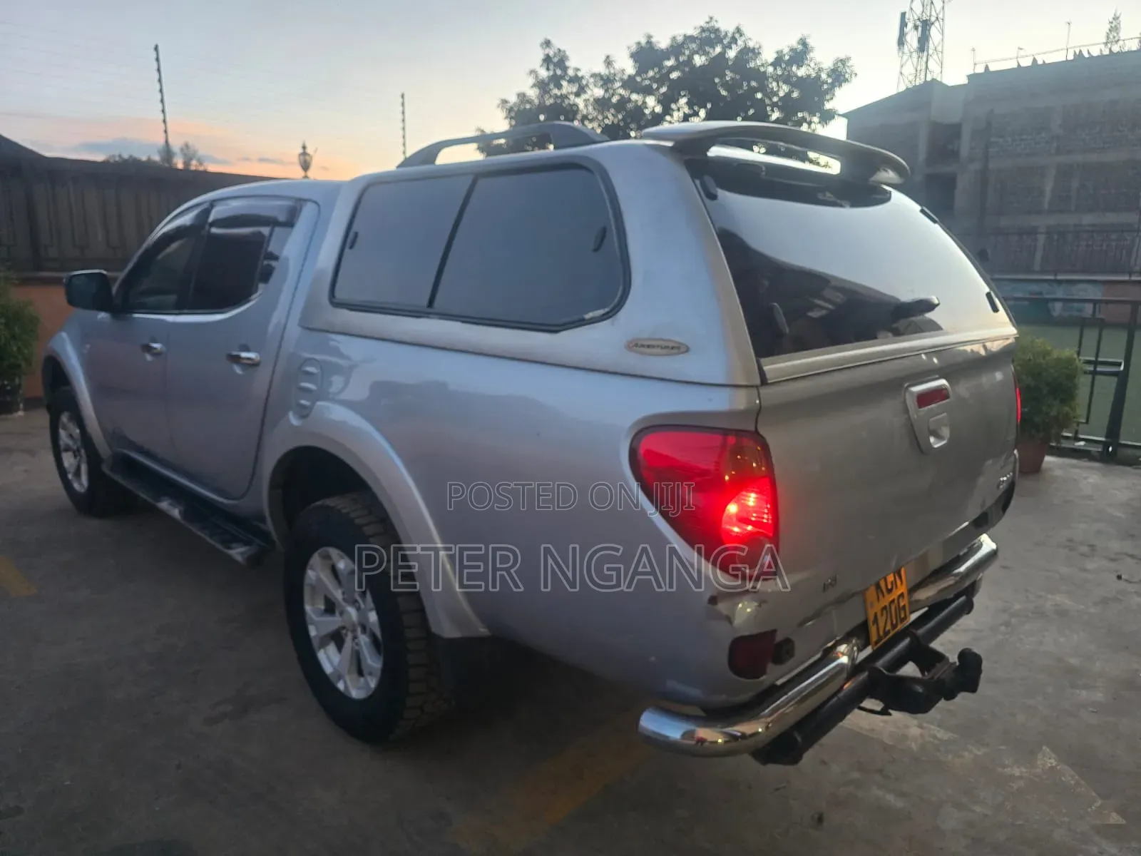 Mitsubishi L200 Double Cab 2.5 136hp 4WD 2013 Silver