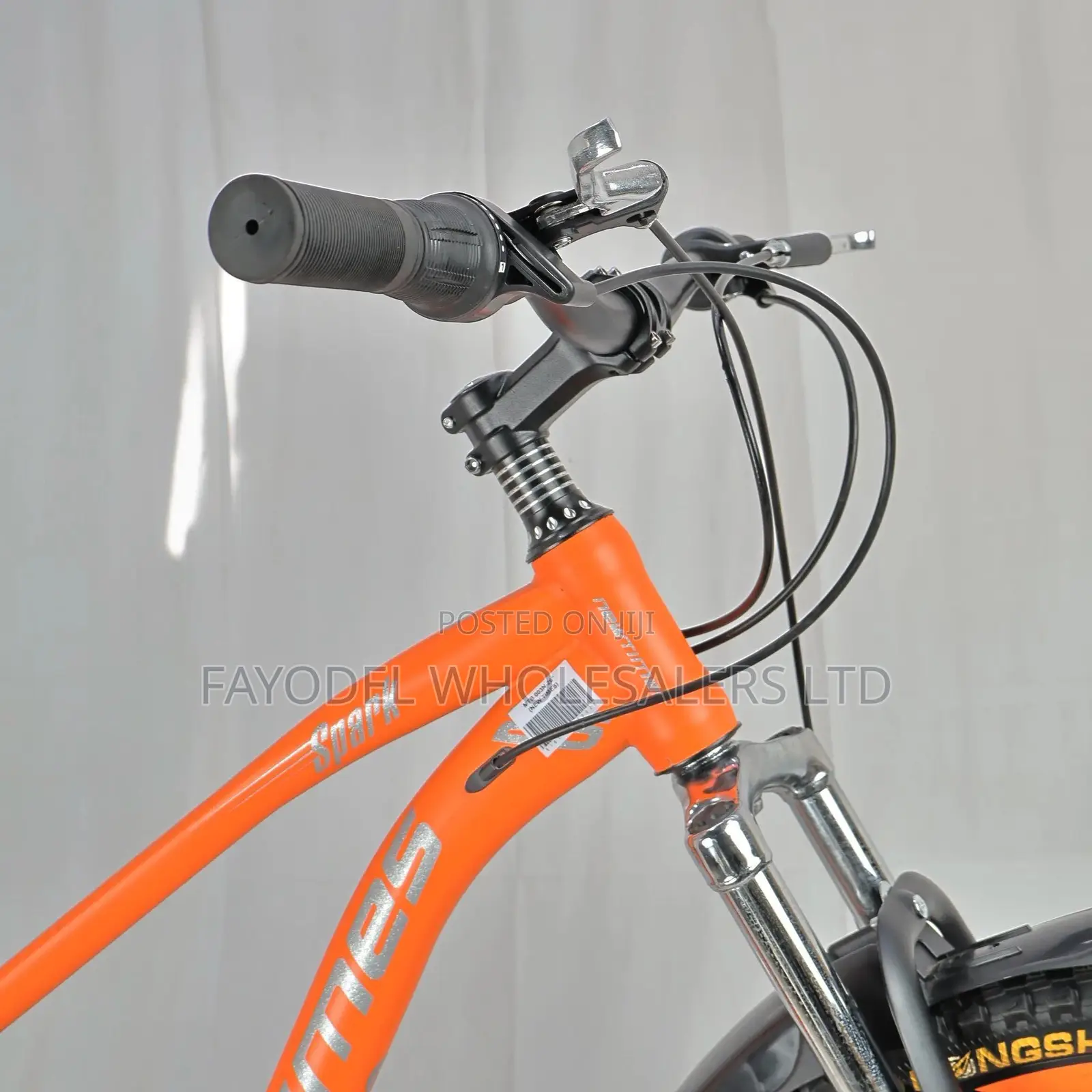Versatile New Dual Suspension MTB - 26-Inch Wheels With Knobby Tires