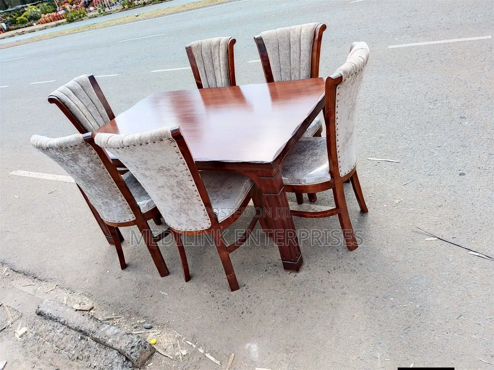 Sempre Chairs Design of 6-Seater Dinning Table Set