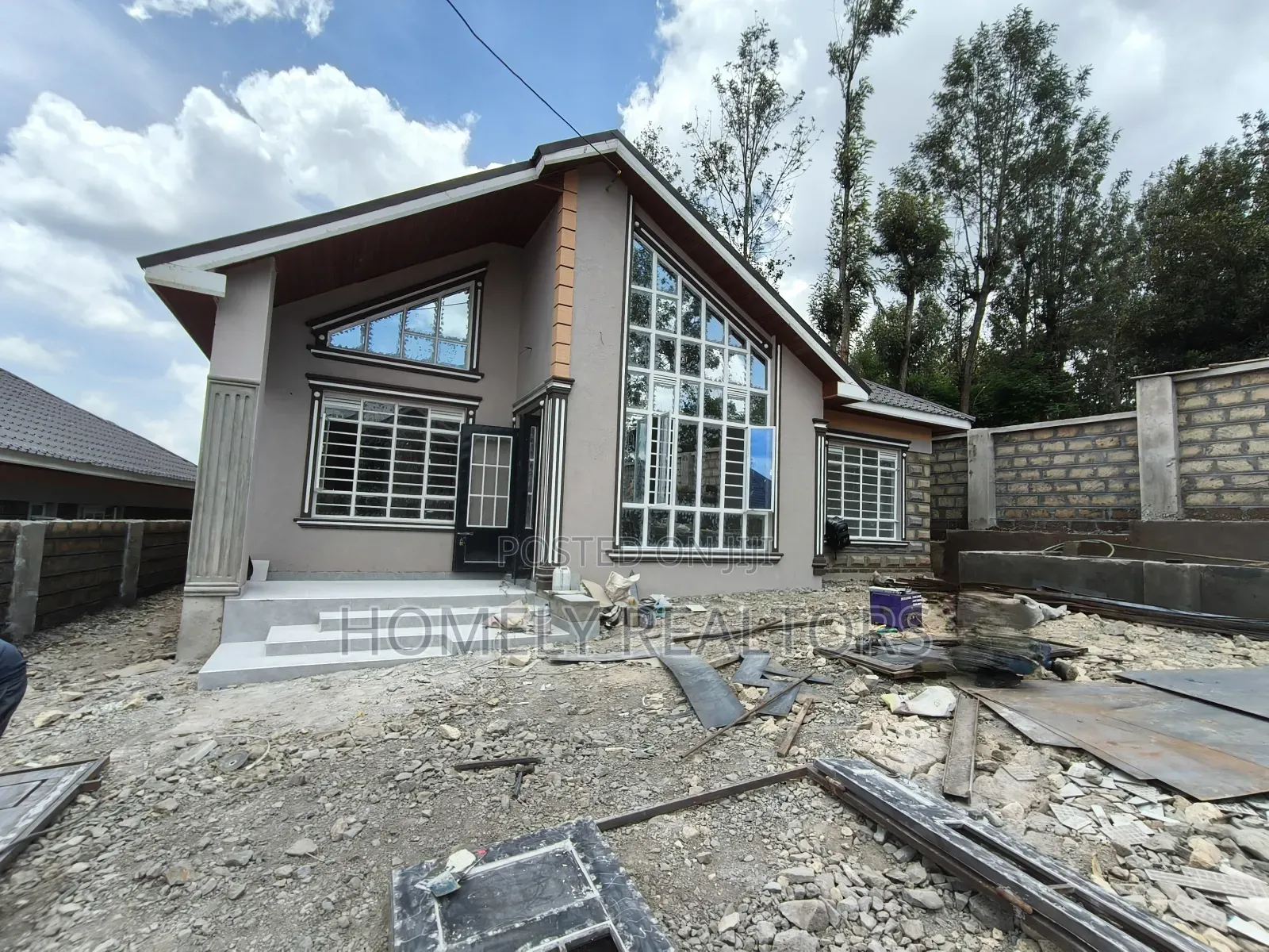 3bdrm Bungalow in Ololua Gated, Ngong for sale