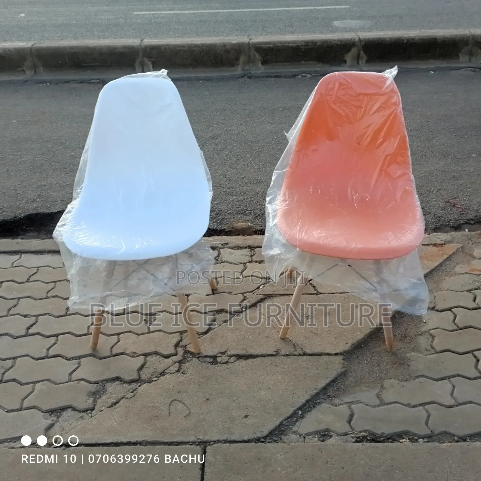 Best Eames Plastic Chair for Home and Salon Purpose