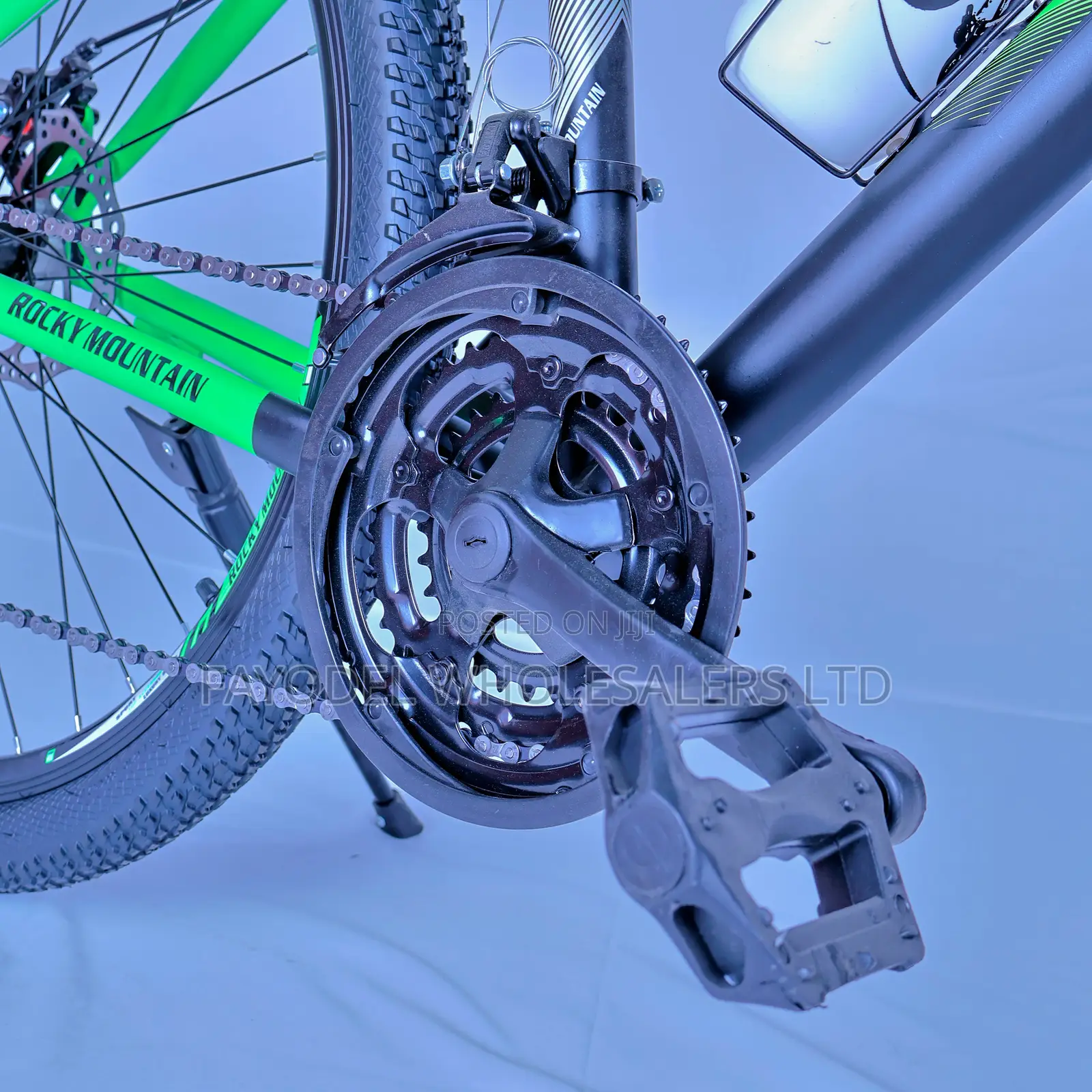 Rocky 26" All-Terrain Mountain Bike – Front Suspension 21-SPD