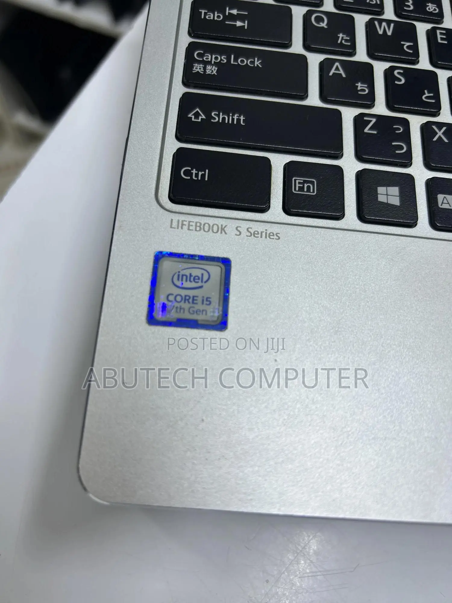 Laptop Fujitsu Lifebook S937 4GB Intel Core i5 SSD 128GB