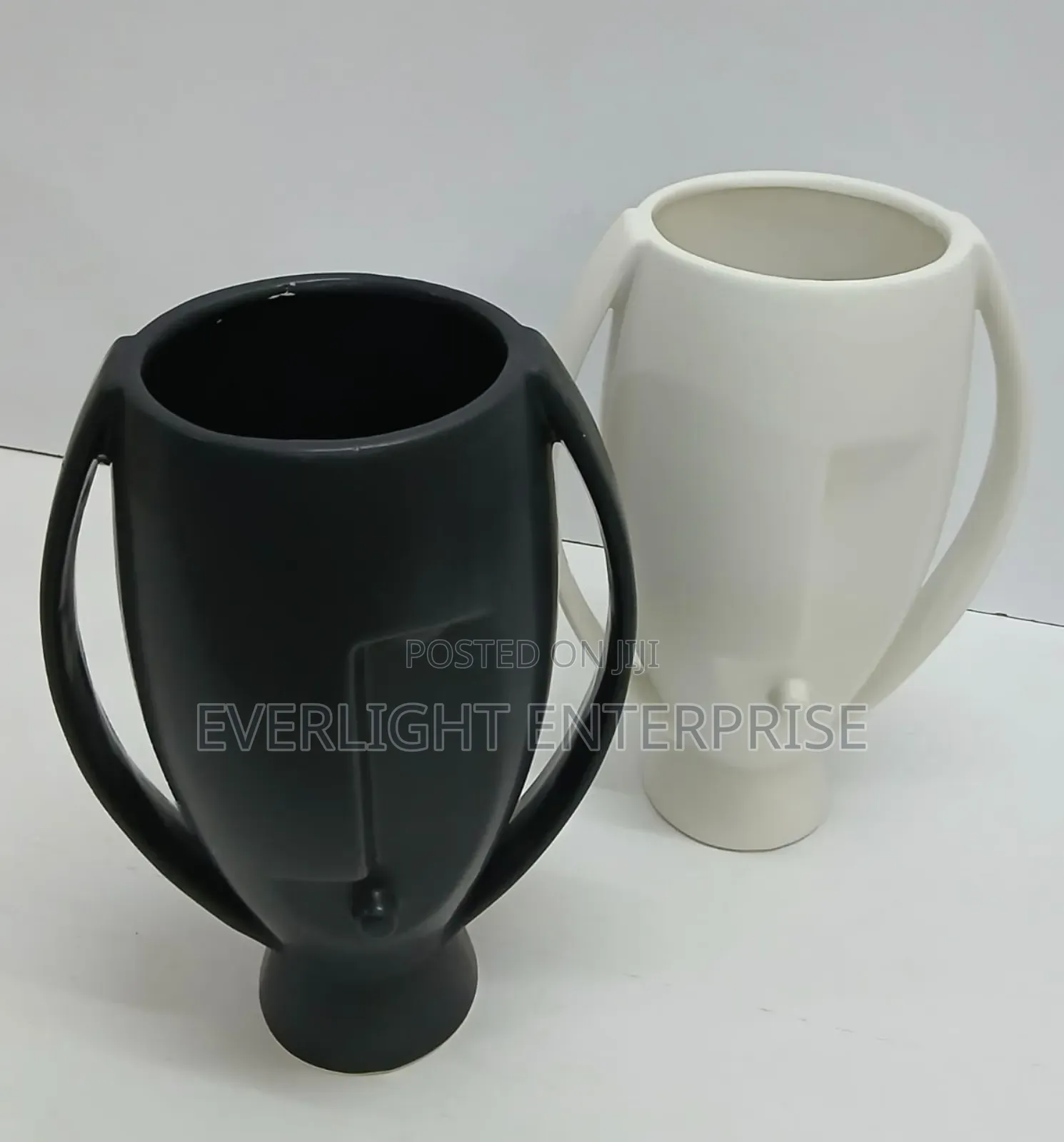 Face Decorative Flower Vase Available