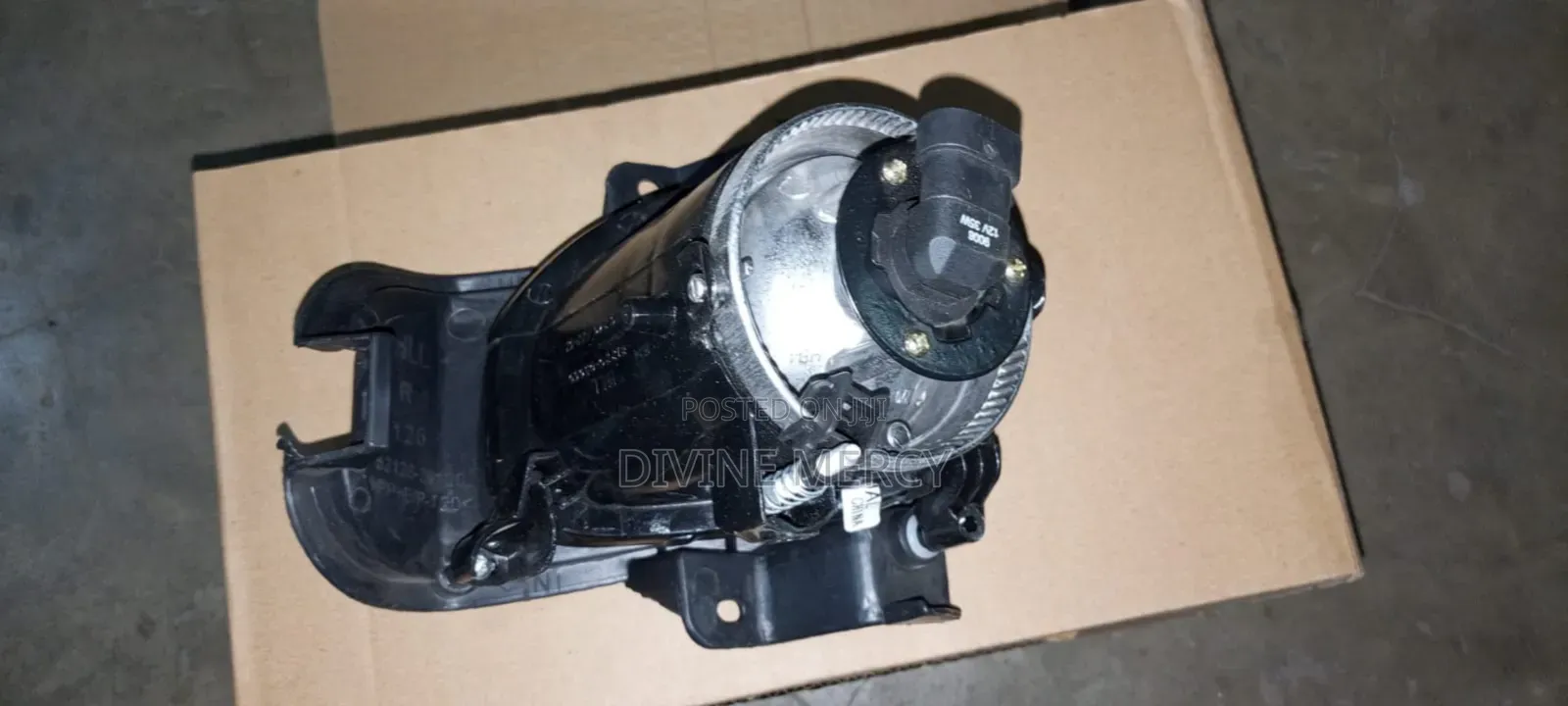 Toyota Premio Fog Light