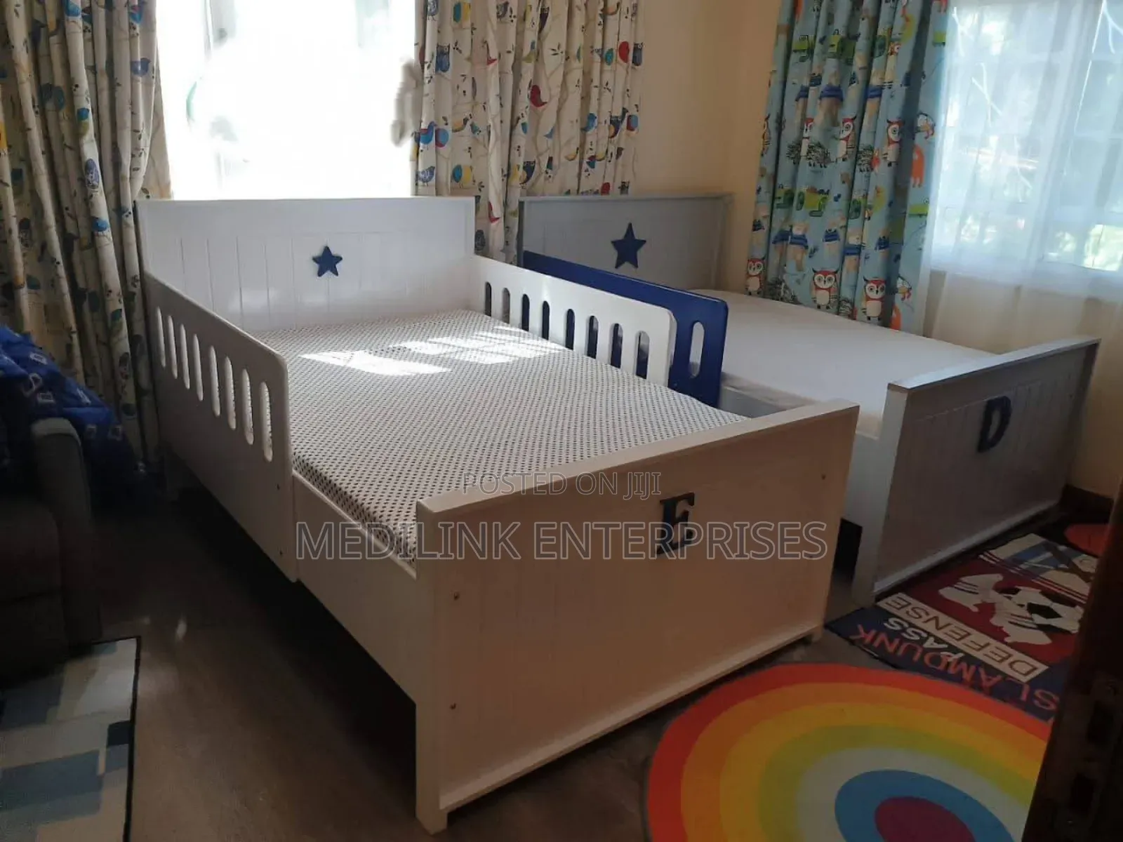 Twin Panels Beds for Kids Single Beds