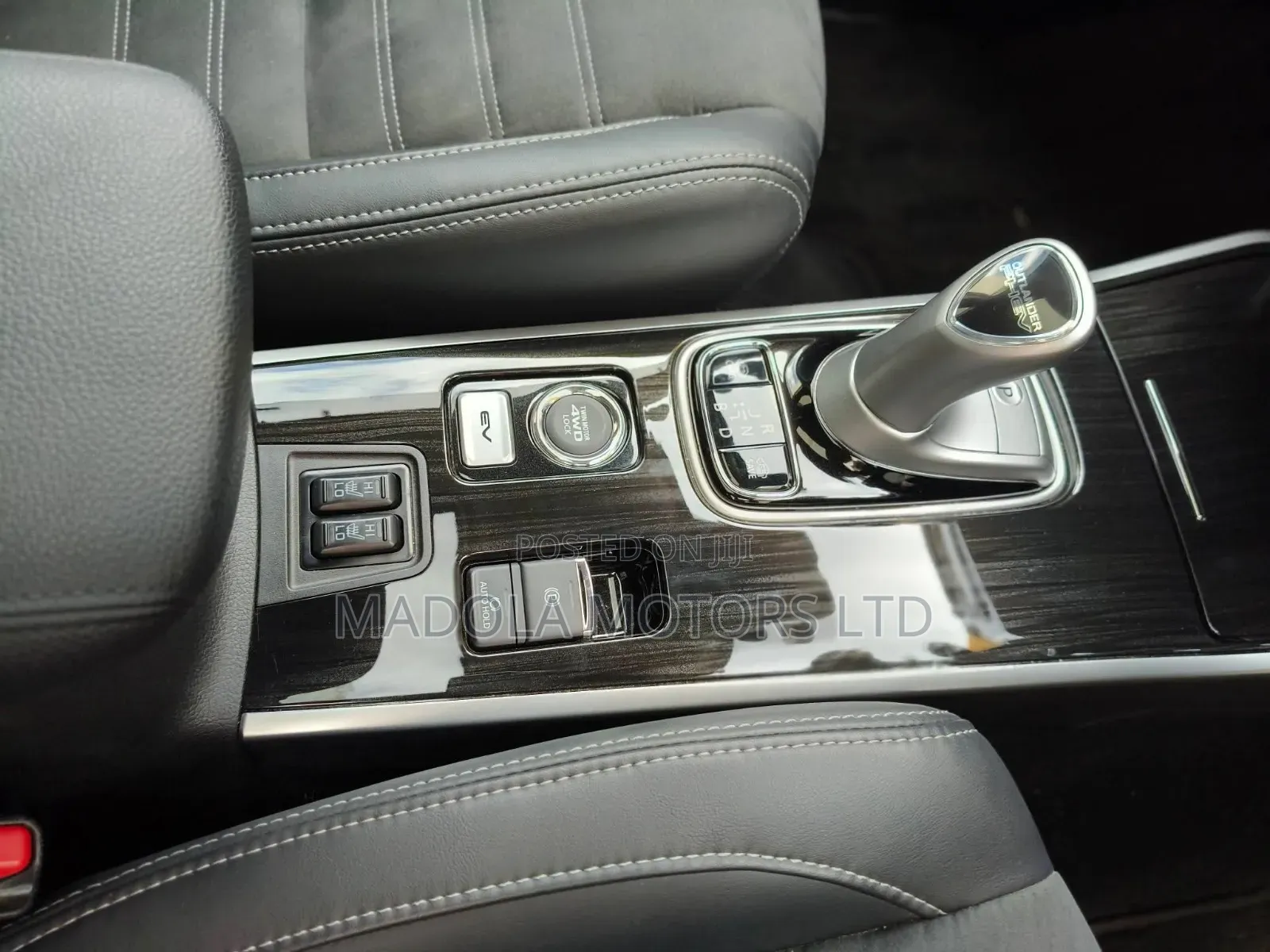 Mitsubishi Outlander 2.4 PHEV AWD 2018 Red