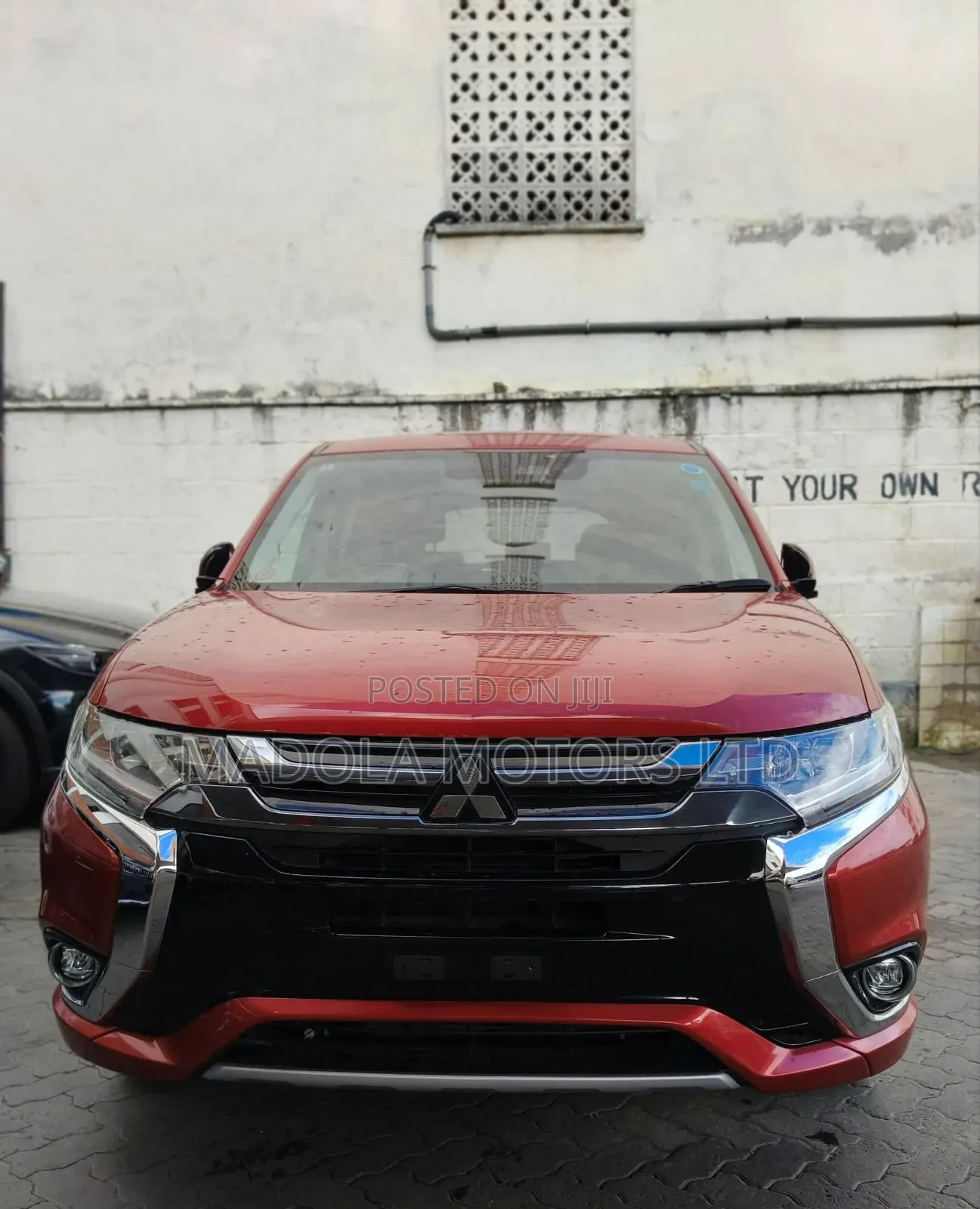 Mitsubishi Outlander 2.4 PHEV AWD 2018 Red
