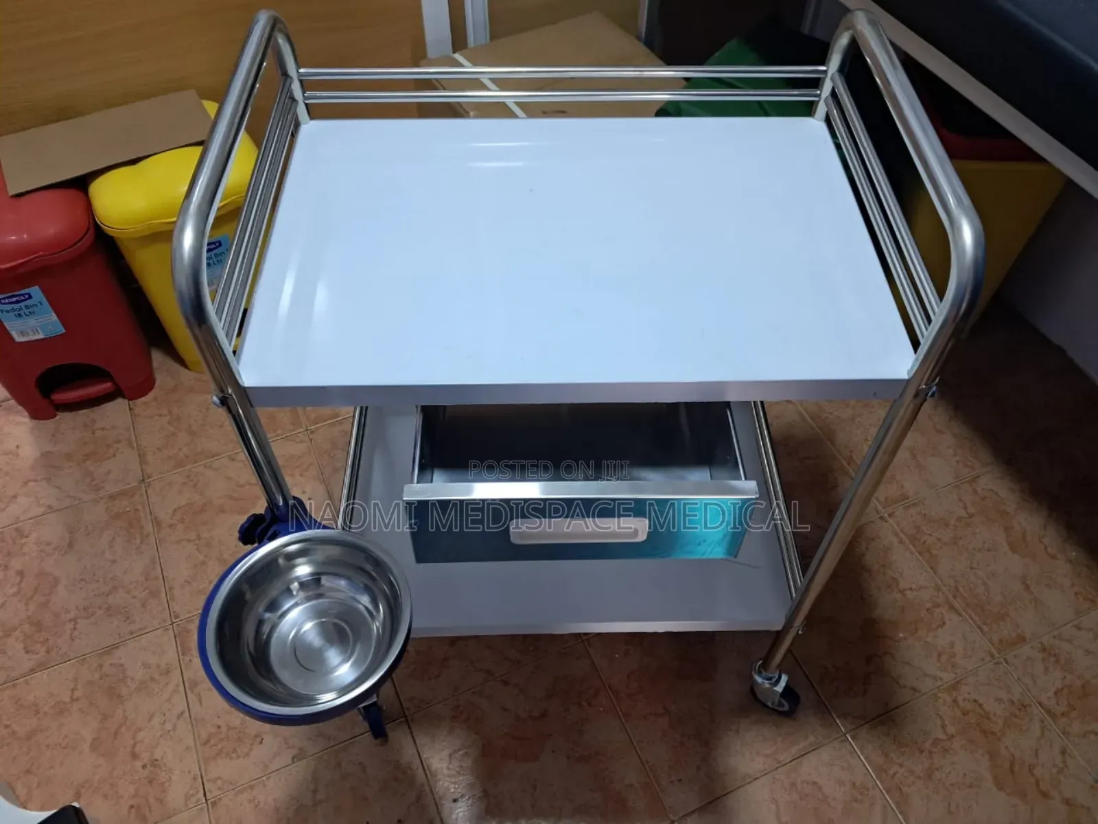 Dressing Trolley With Receiver(Stainless Steel)