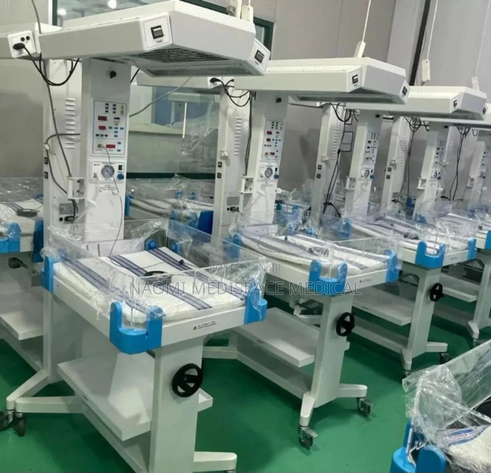 Quality Baby Warmer With Phototherapy