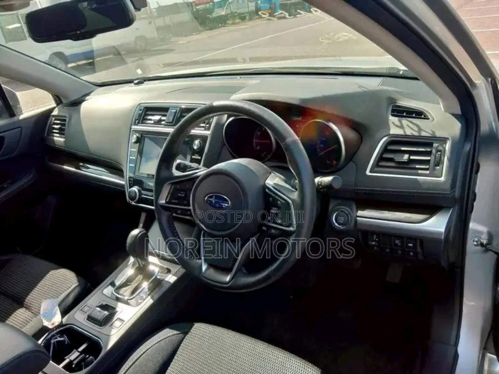 Subaru Legacy 2018 Silver