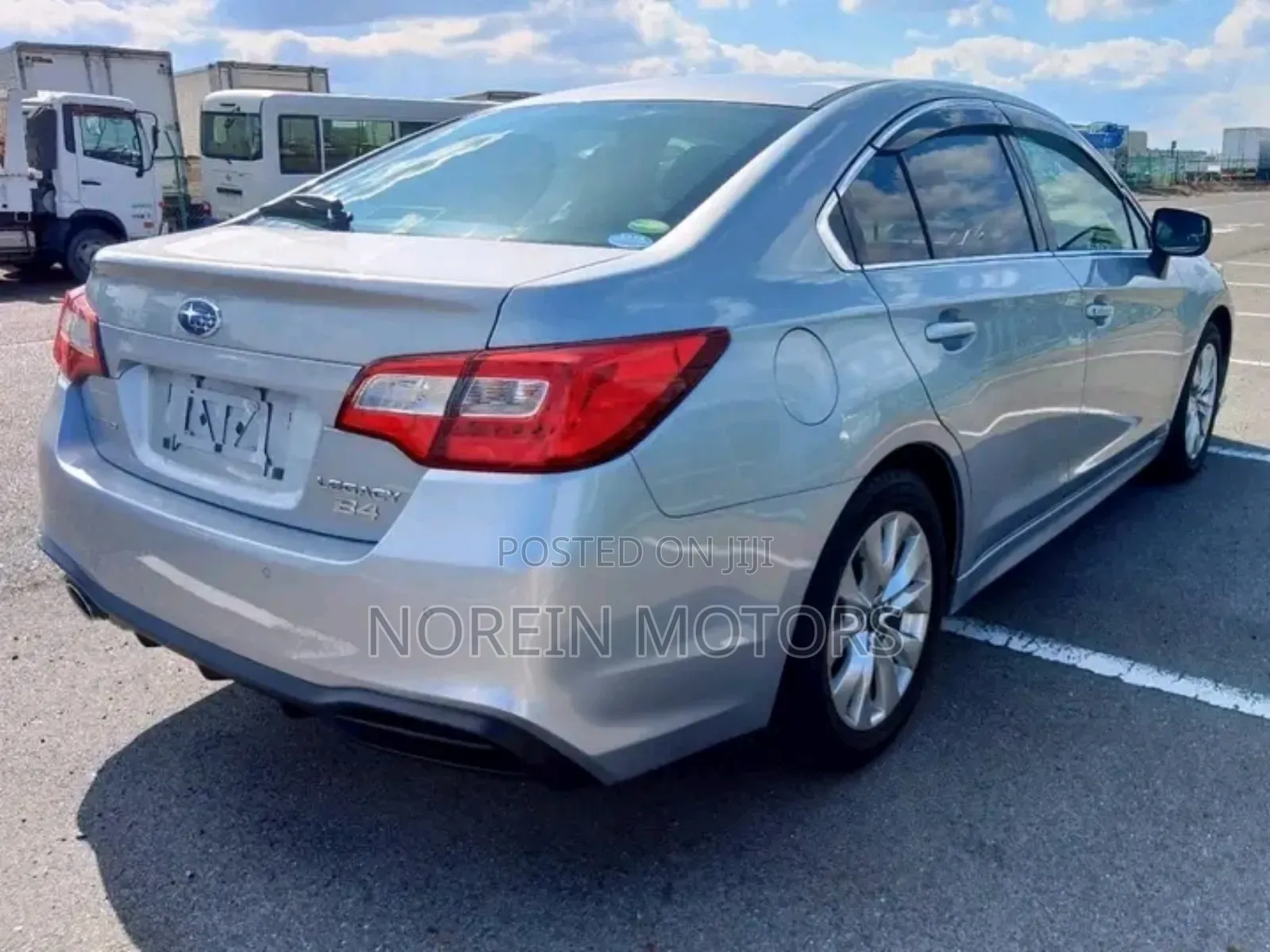 Subaru Legacy 2018 Silver