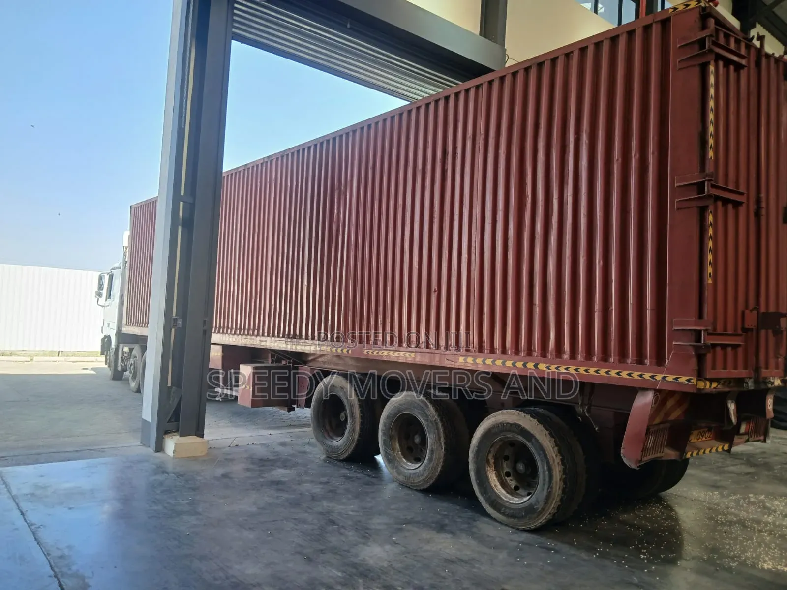 Transit Trailers for Goods Transportation Across the Borders Are Ready