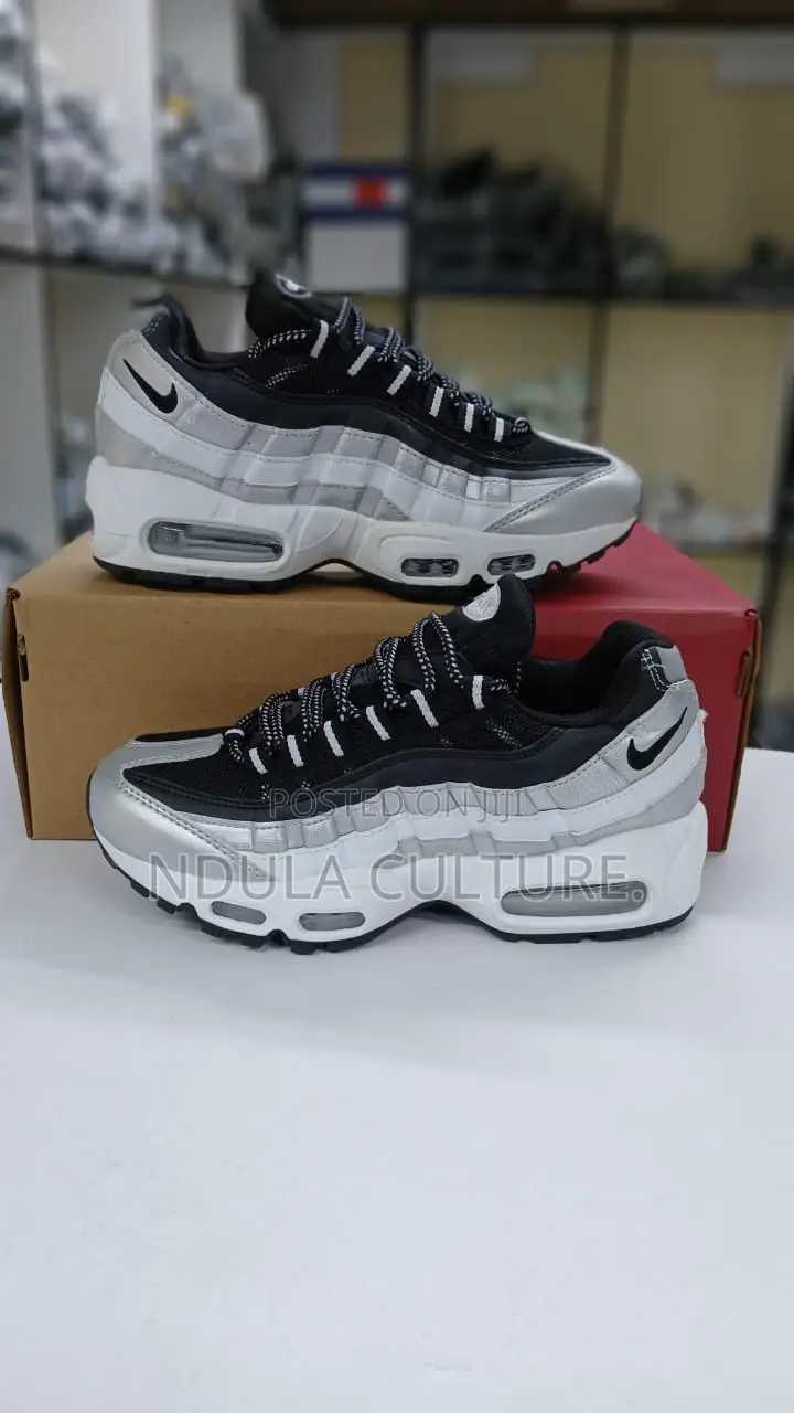 Supreme Airmax 95 Undefeated