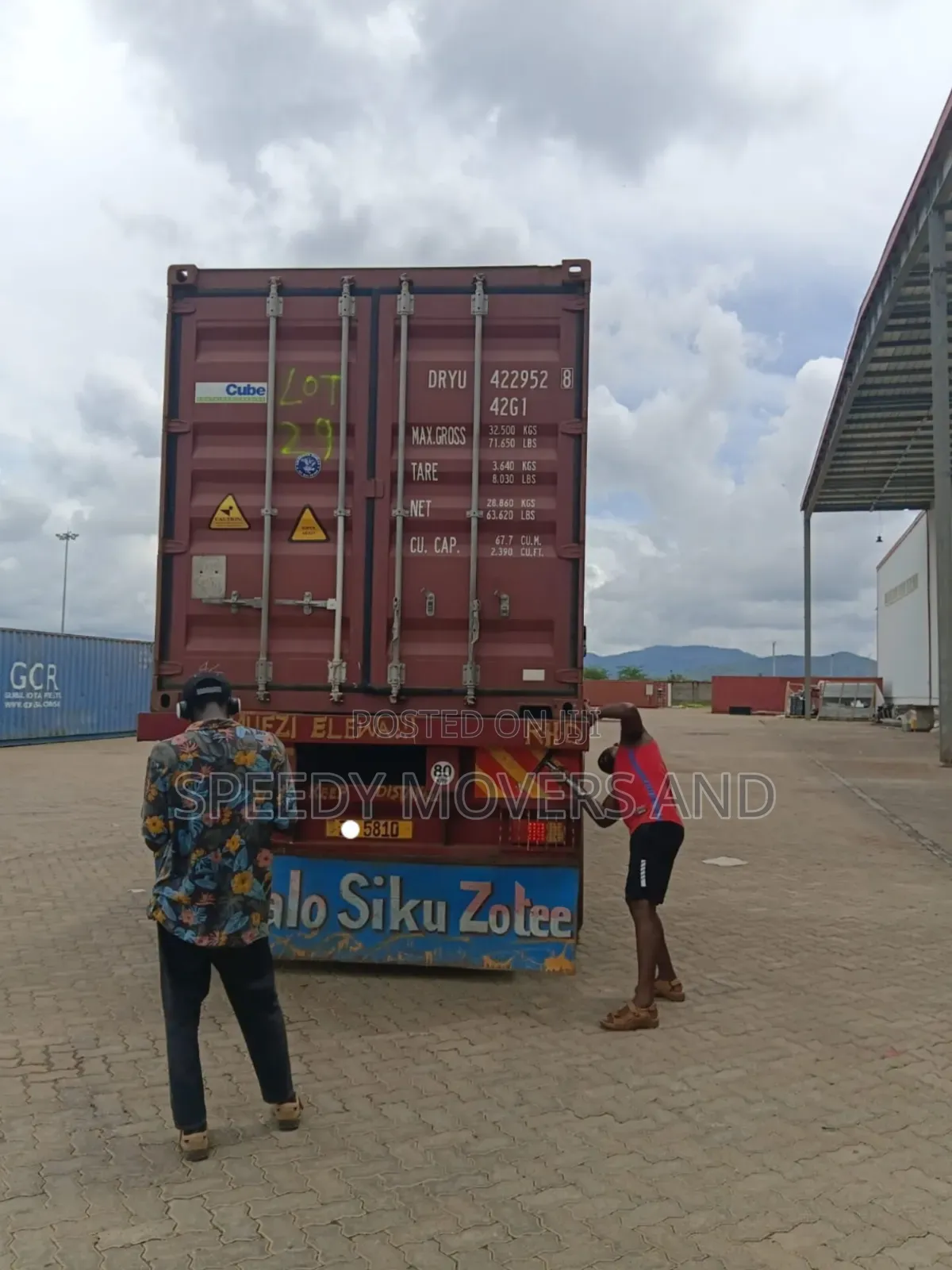 Transit Trailers for Cargo Delivery