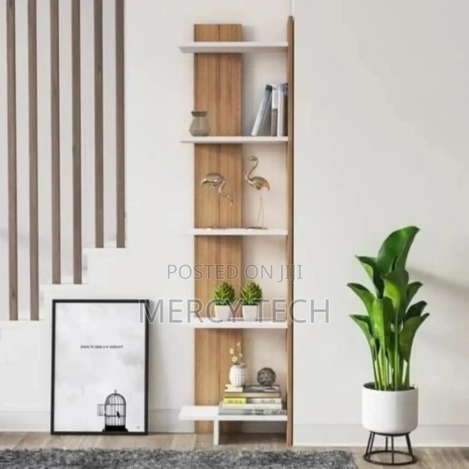 *Sly Corner Bookshelf Décor Stand