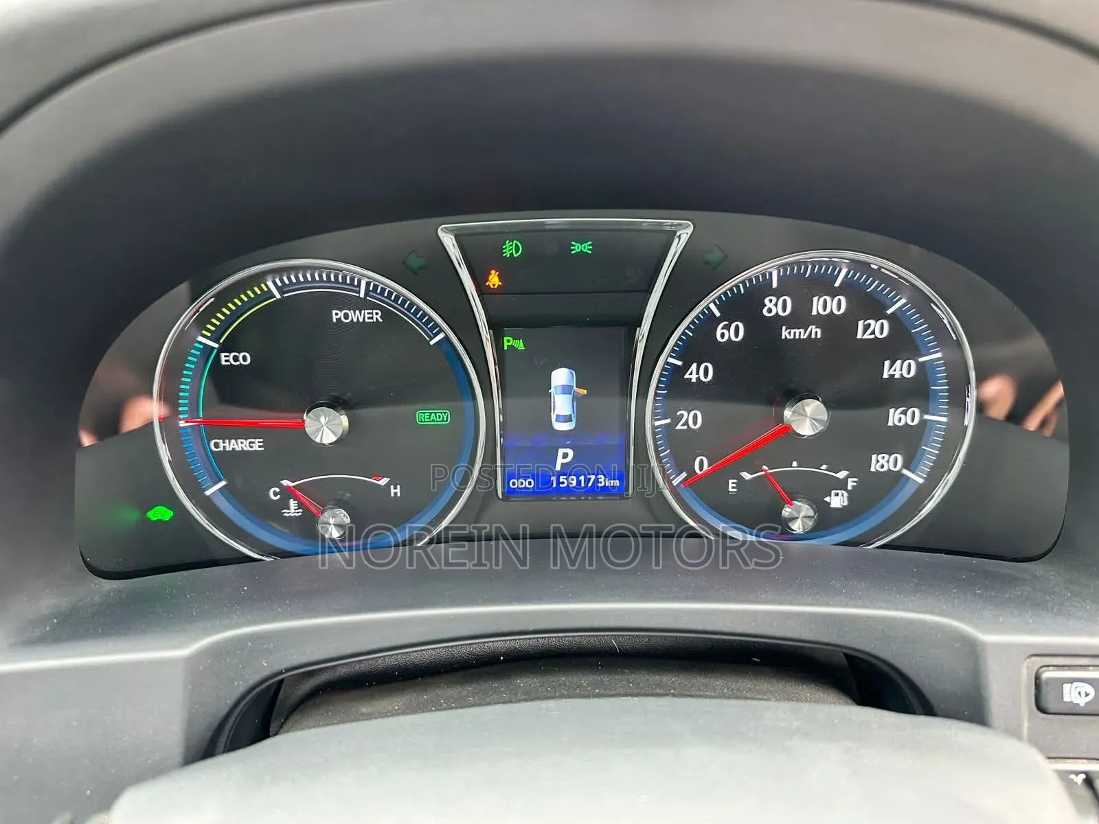 Toyota Crown 2018 Pearl