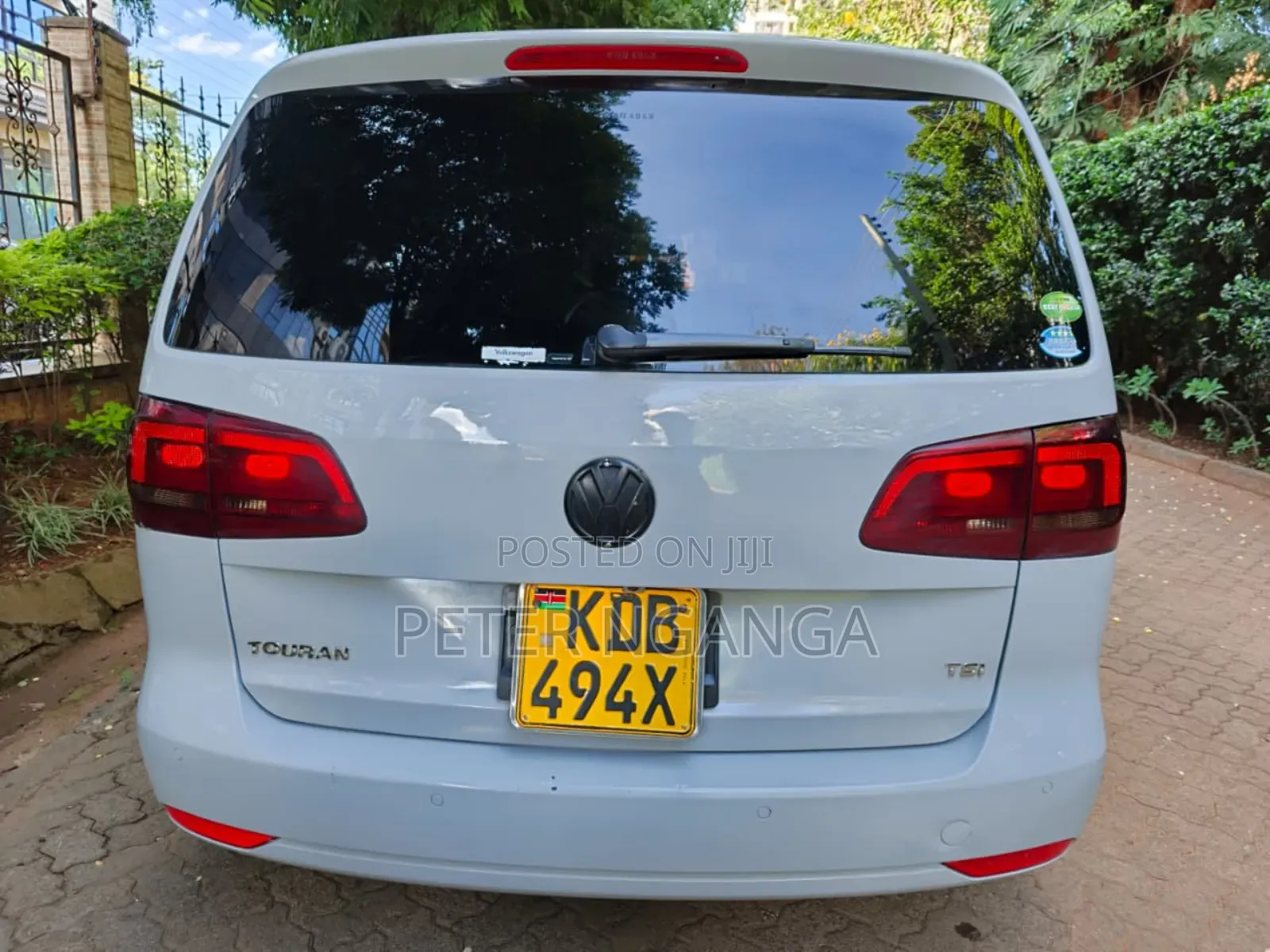 Volkswagen Touran 2014 White
