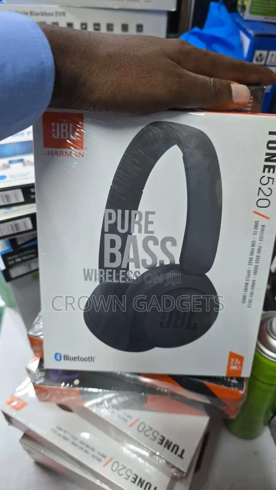 JBL 520 Wireless Headset With Built-in Mic Clear Sound