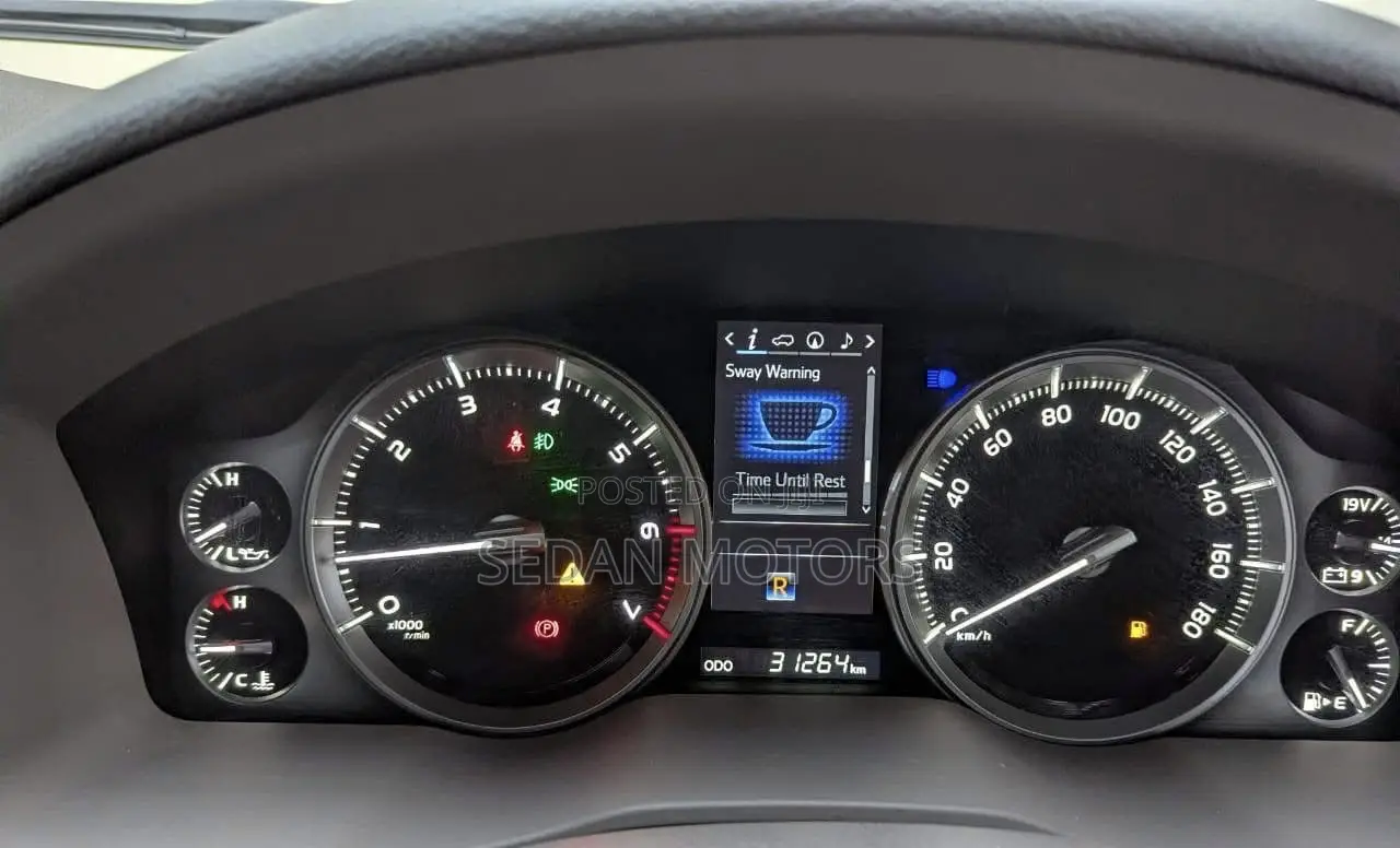 Toyota Land Cruiser 2019 Pearl