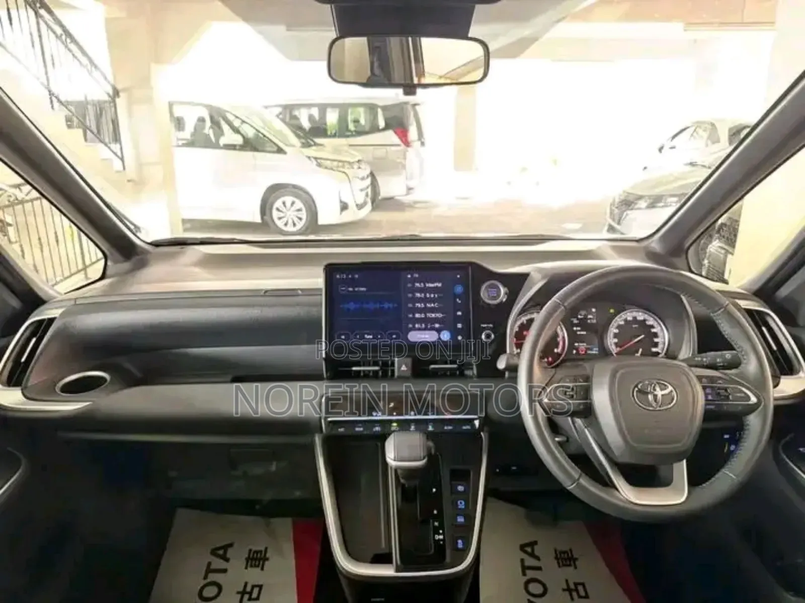 Toyota Noah 2019 Pearl