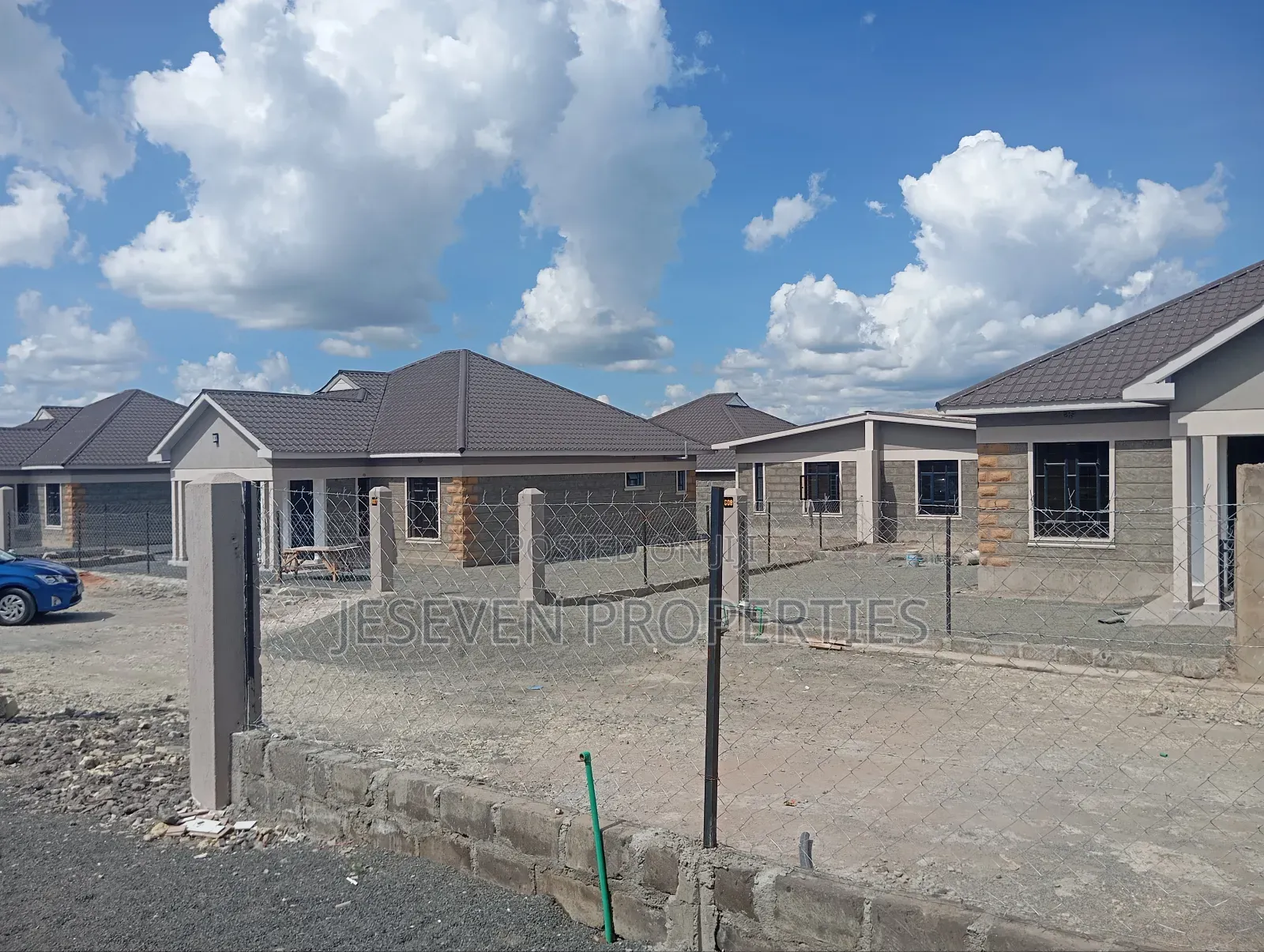 3bdrm Bungalow in Kitengela Off for sale