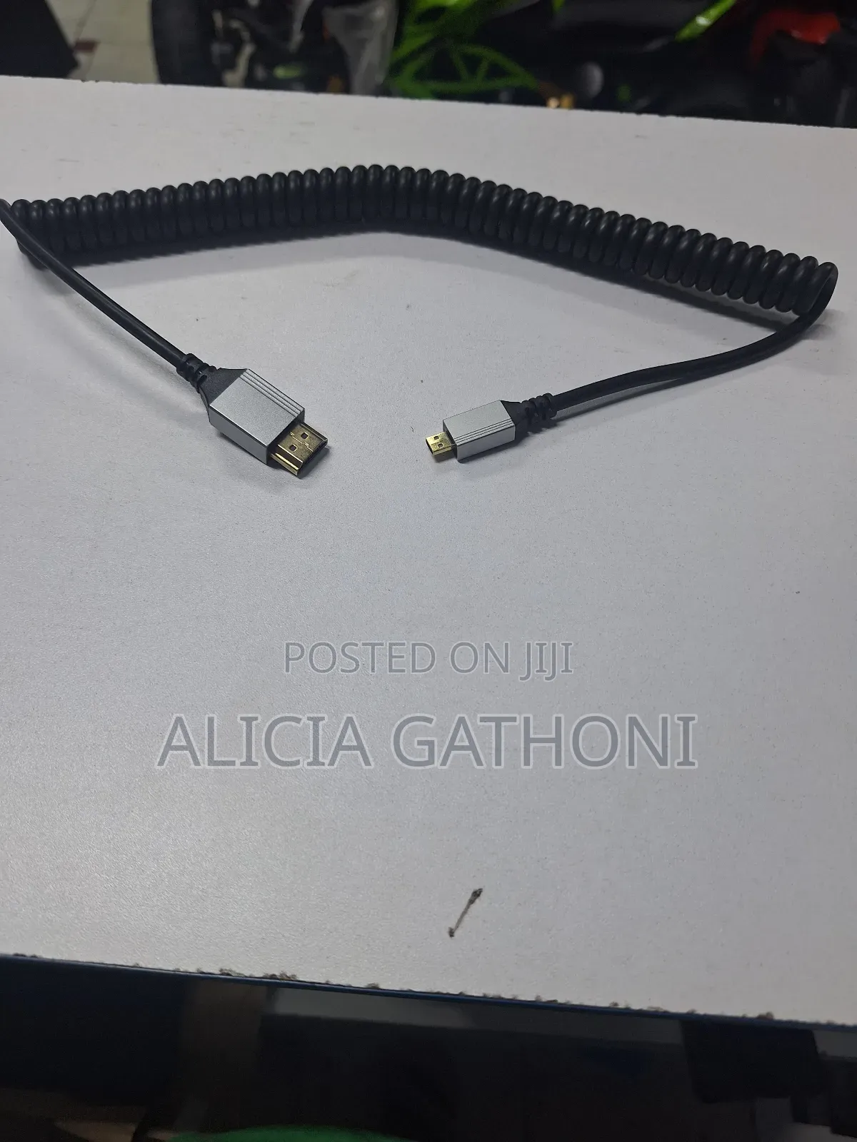 Micro Hdmi to Hdmi Spiral