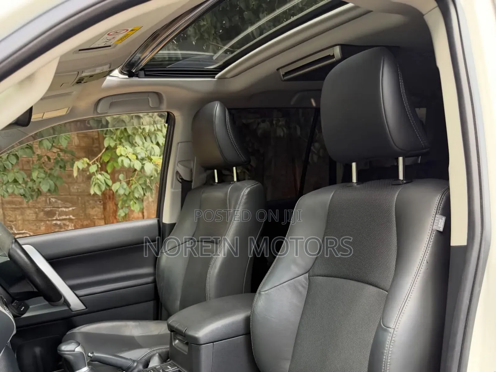 Toyota Land Cruiser Prado 2019 Off white