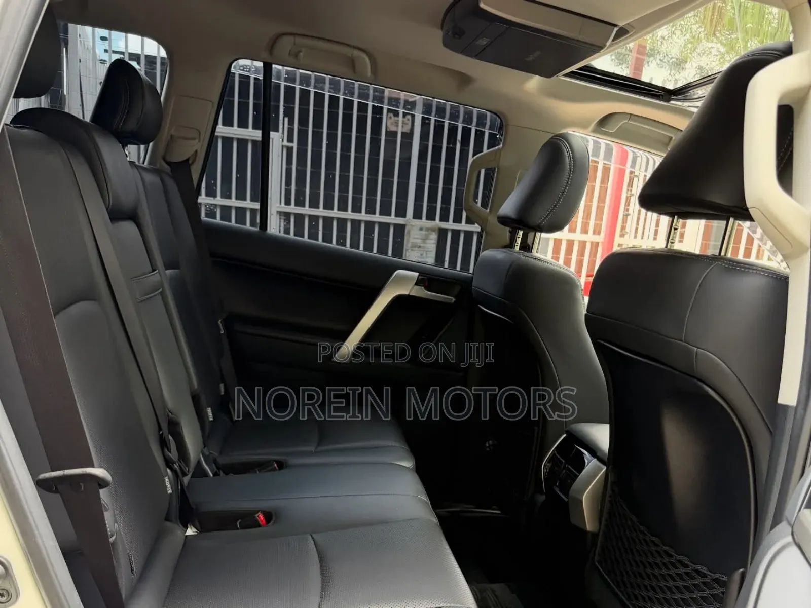 Toyota Land Cruiser Prado 2019 Off white