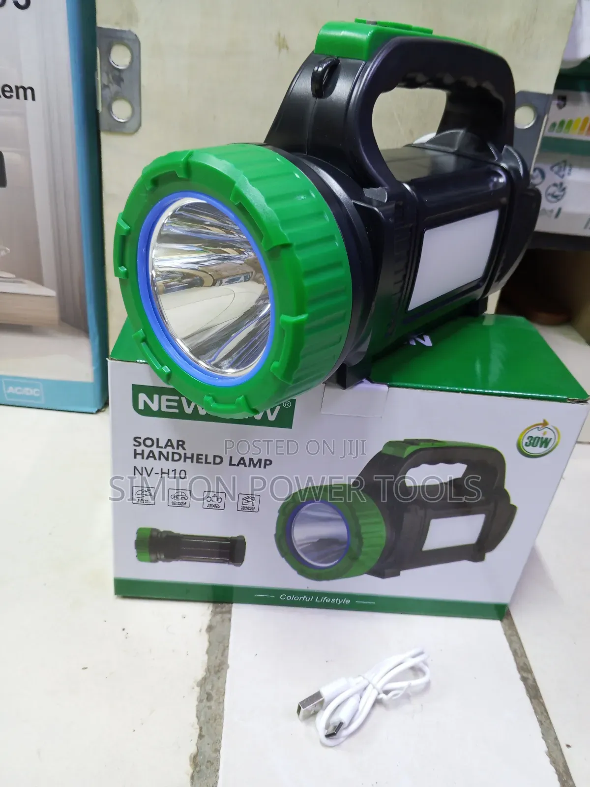 30w Newvew Solar Handheld Lamp