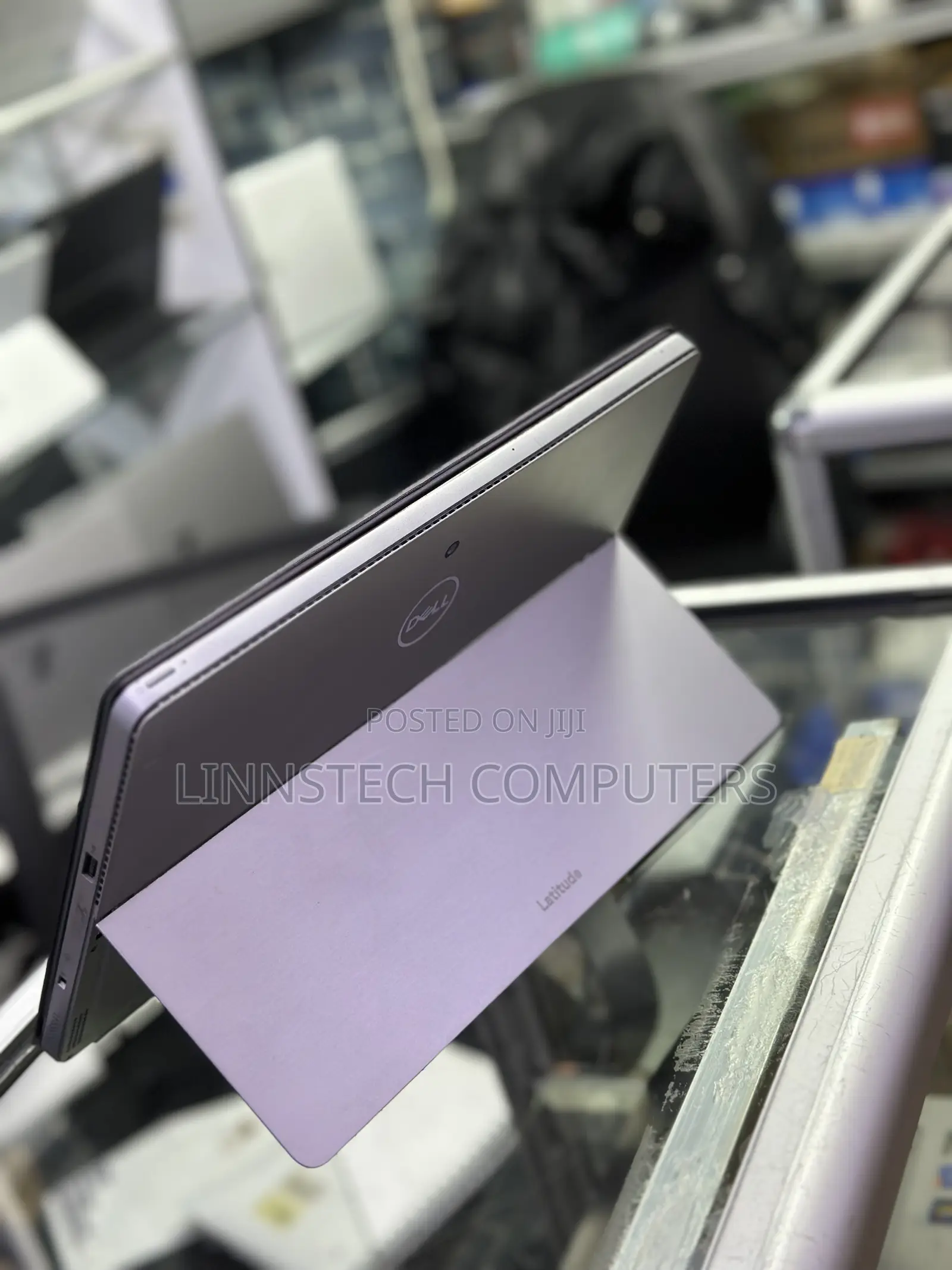 Laptop Dell Latitude 7200 2-in-1 8GB Intel Core i5 SSD 512GB