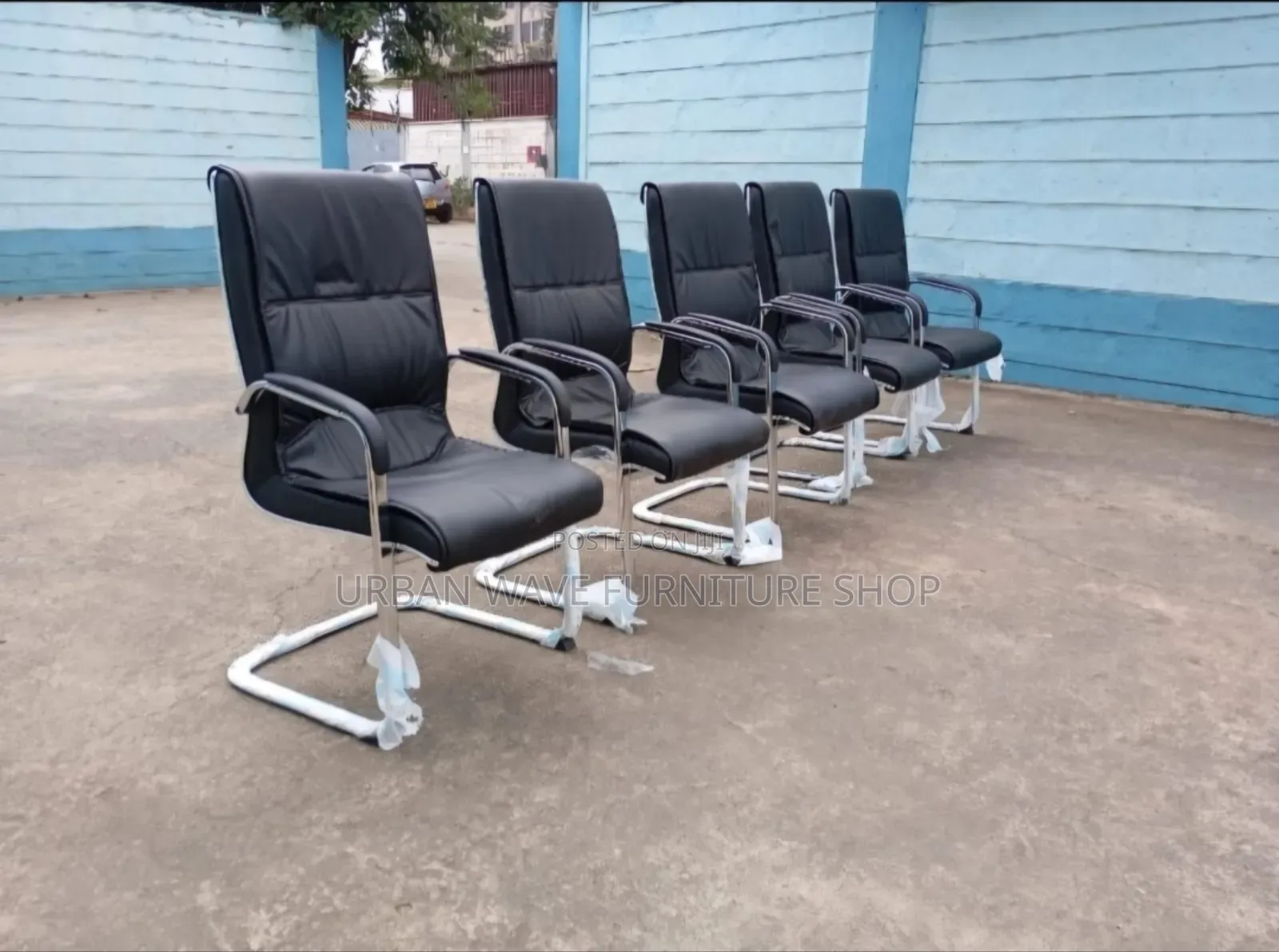 Leather Waiting Chair 
