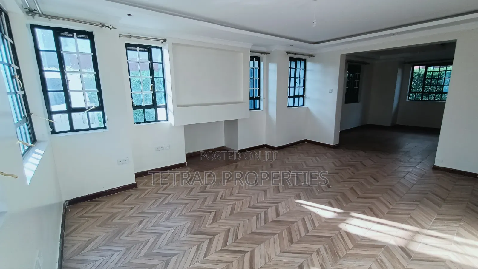 5bdrm Maisonette in Garden Estate, Thome for rent